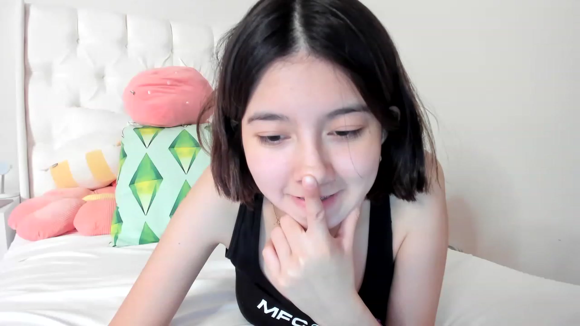 Gallery image thumbnail from Cherrycute666's myfreecams stream on, 03/23/2023, 04:18 image 7 of 20