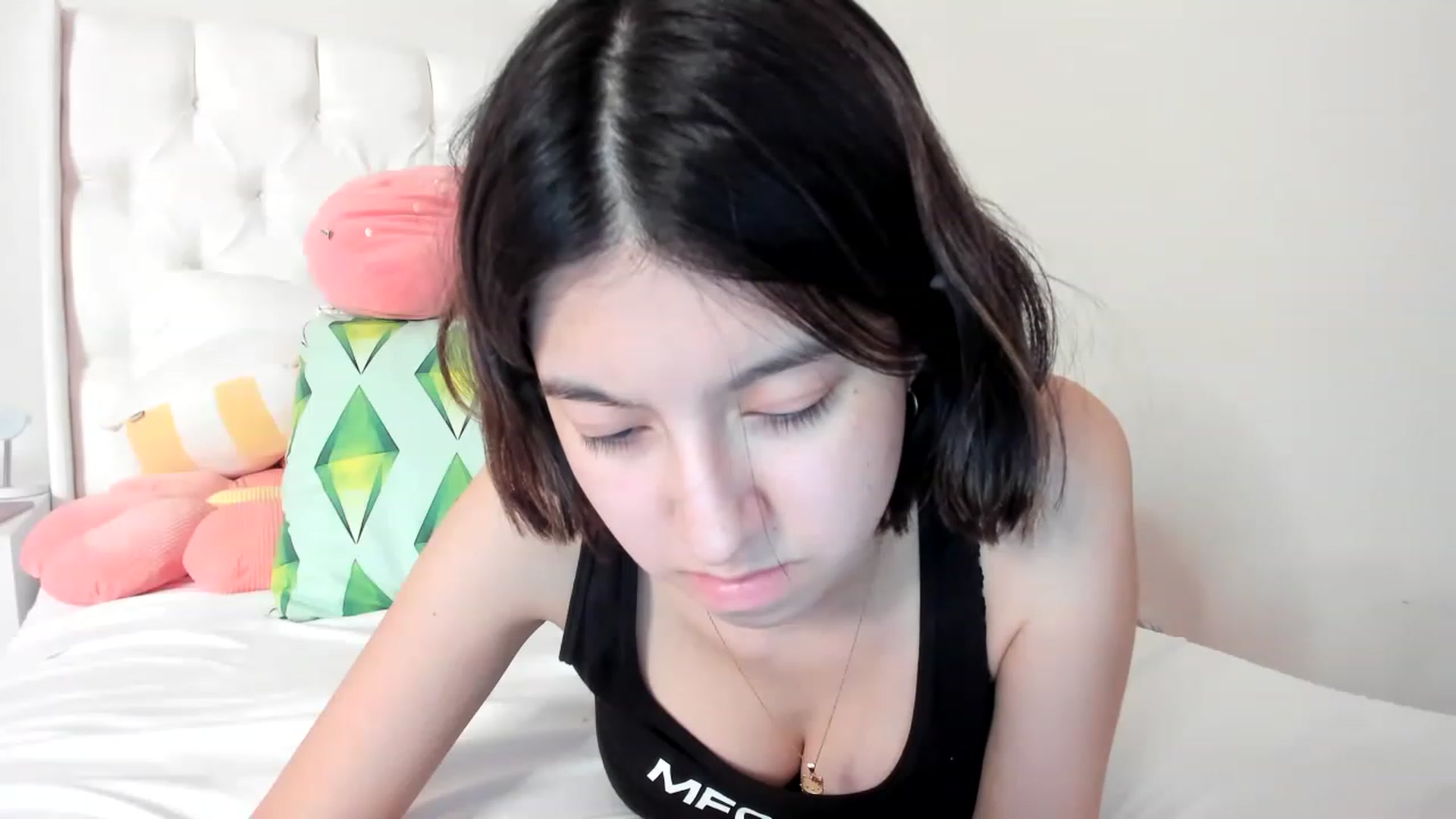 Gallery image thumbnail from Cherrycute666's myfreecams stream on, 03/23/2023, 04:18 image 8 of 20