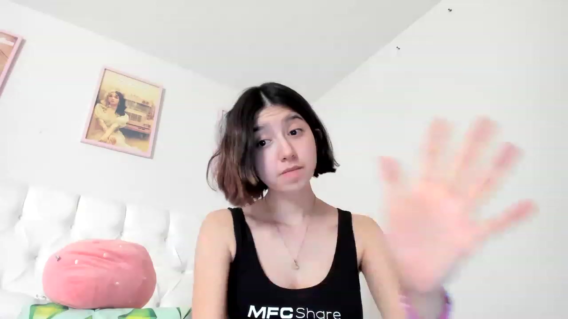 Gallery image thumbnail from Cherrycute666's myfreecams stream on, 03/23/2023, 07:13 image 3 of 20