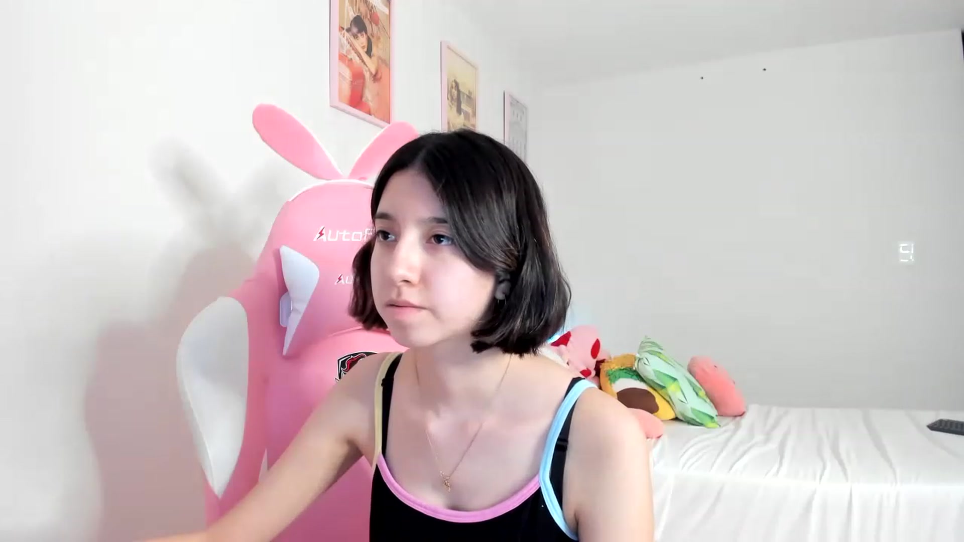 Gallery image thumbnail from Cherrycute666's myfreecams stream on, 03/23/2023, 11:18 image 16 of 20