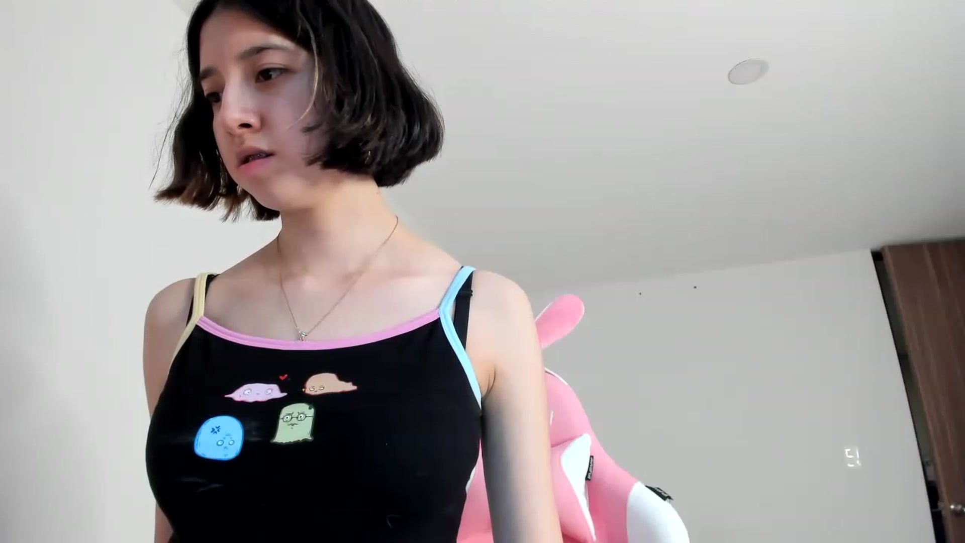 Gallery image thumbnail from Cherrycute666's myfreecams stream on, 03/23/2023, 11:18 image 10 of 20