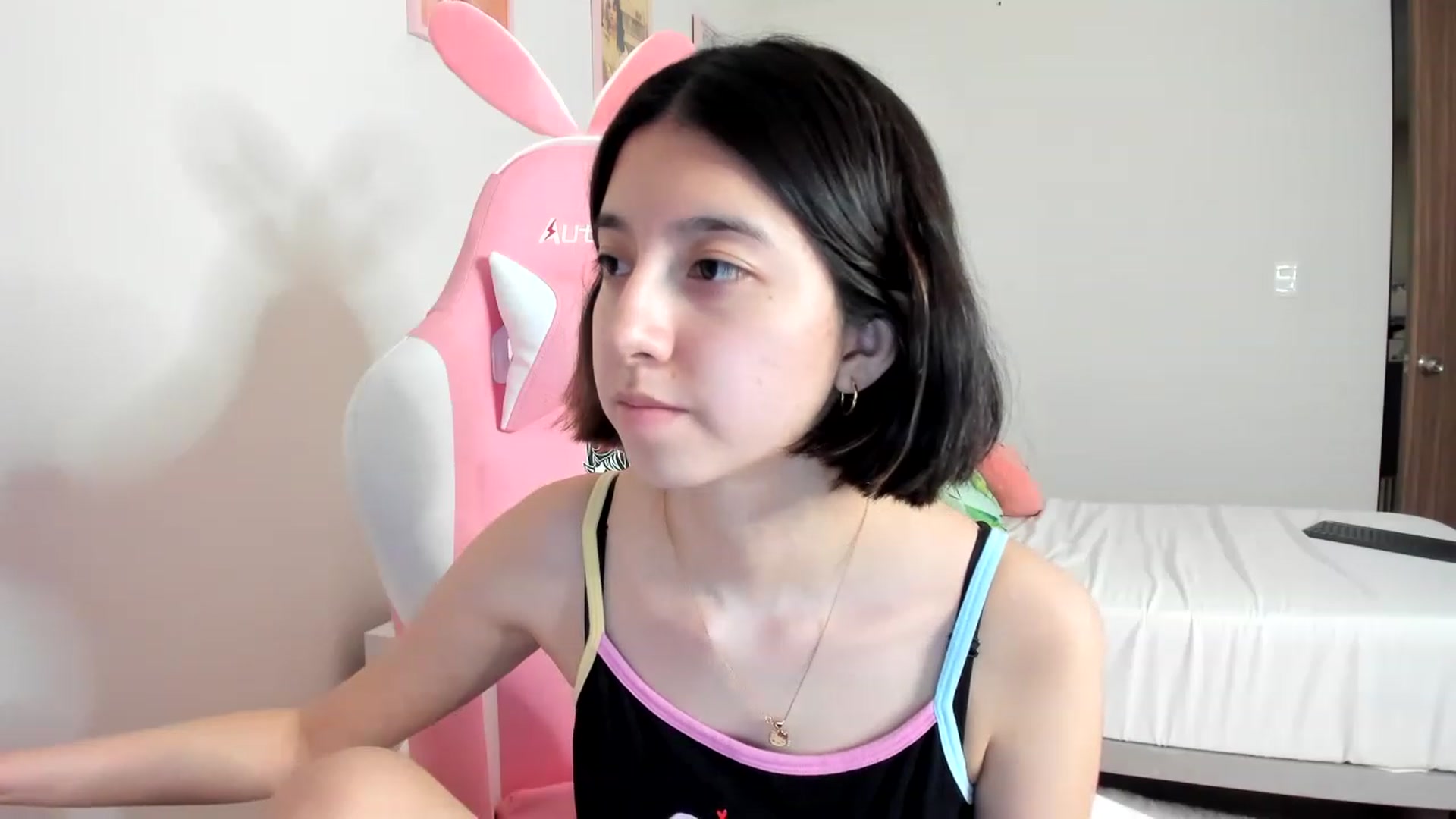 Gallery image thumbnail from Cherrycute666's myfreecams stream on, 03/23/2023, 11:18 image 13 of 20