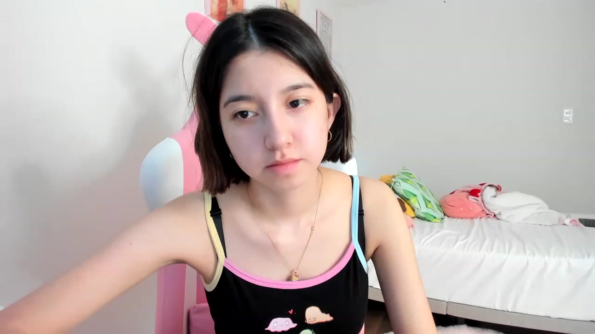 Gallery image thumbnail from Cherrycute666's myfreecams stream on, 03/23/2023, 17:54 image 8 of 20