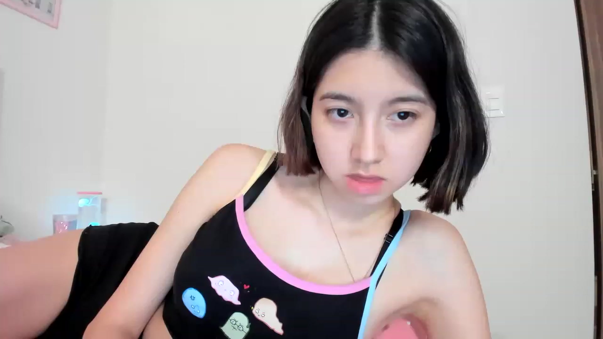 Gallery image thumbnail from Cherrycute666's myfreecams stream on, 03/24/2023, 05:17 image 18 of 20