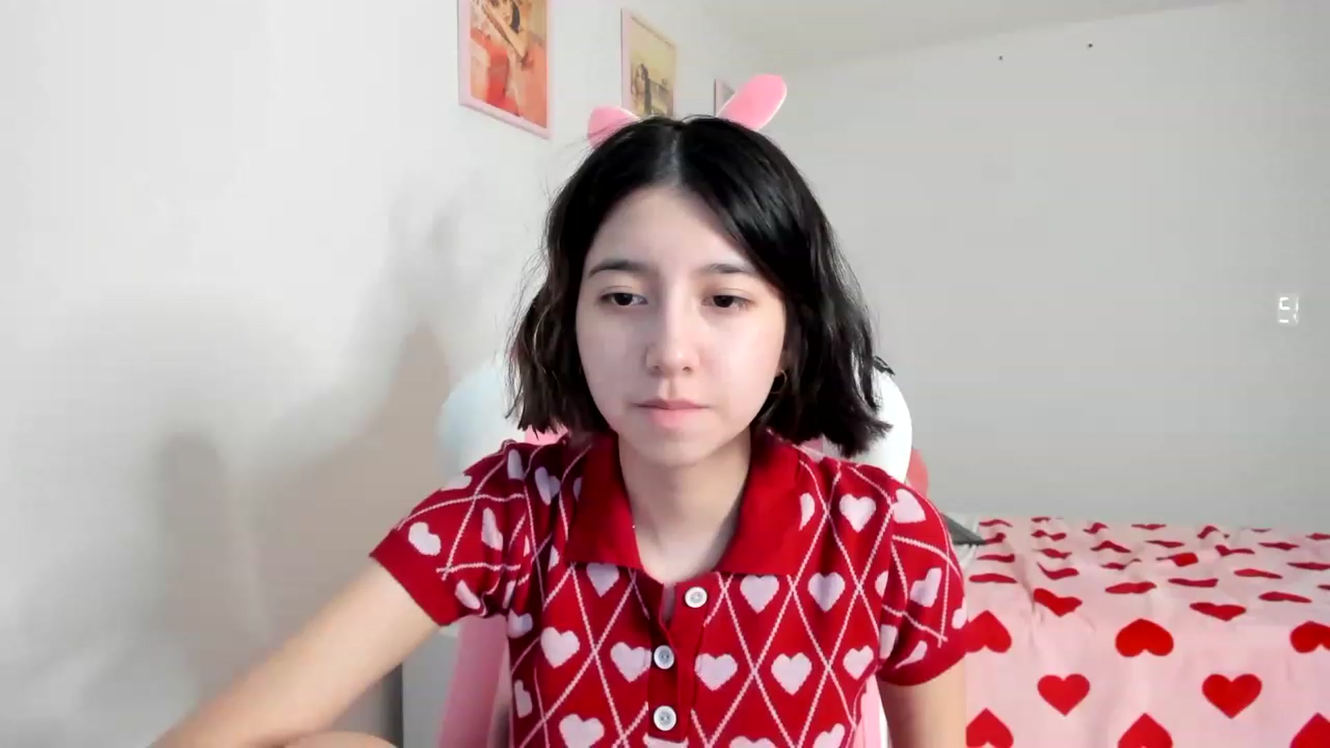 Gallery image thumbnail from Cherrycute666's myfreecams stream on, 03/24/2023, 11:00 image 15 of 20