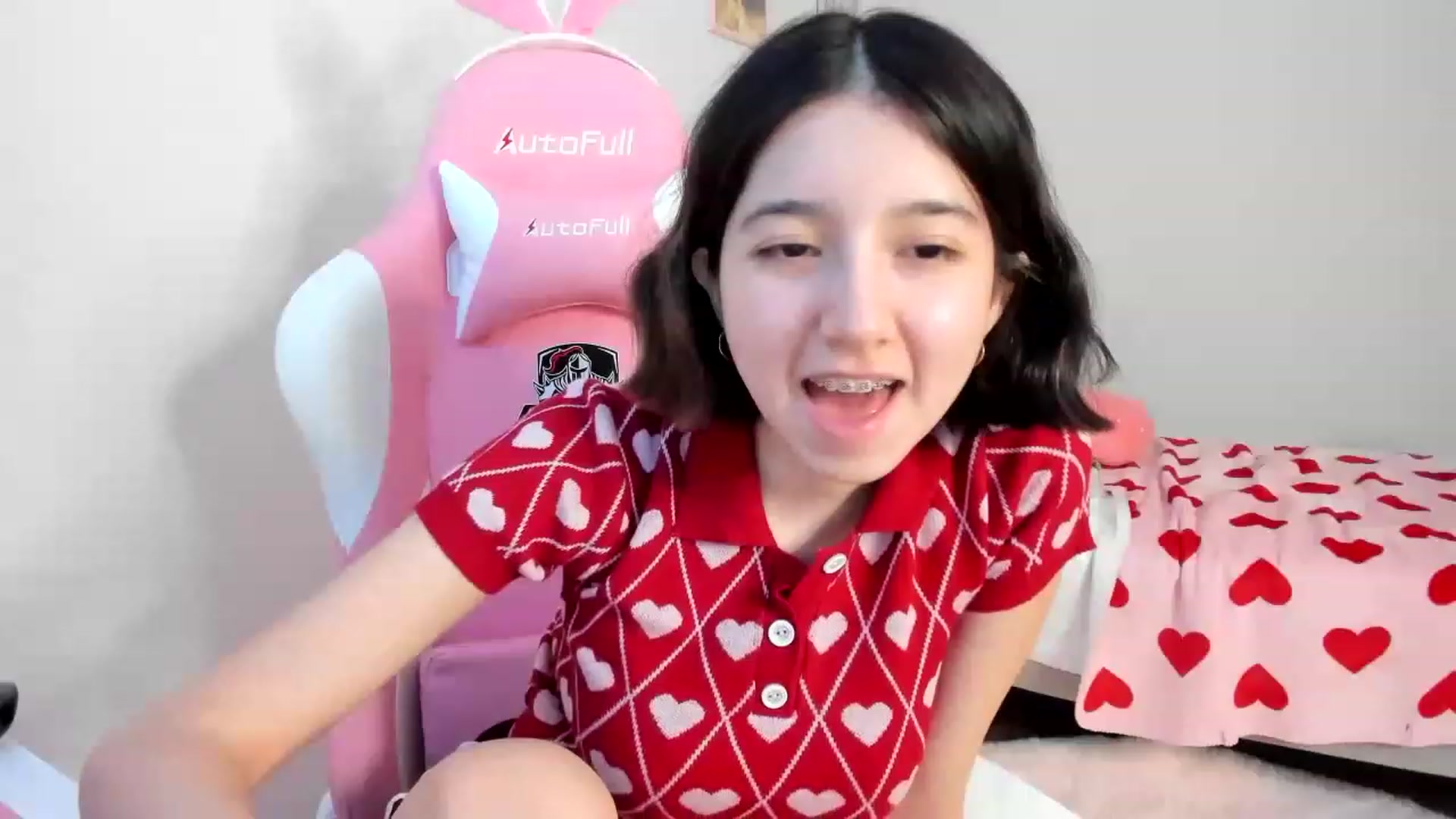 Gallery image thumbnail from Cherrycute666's myfreecams stream on, 03/24/2023, 13:46 image 5 of 20