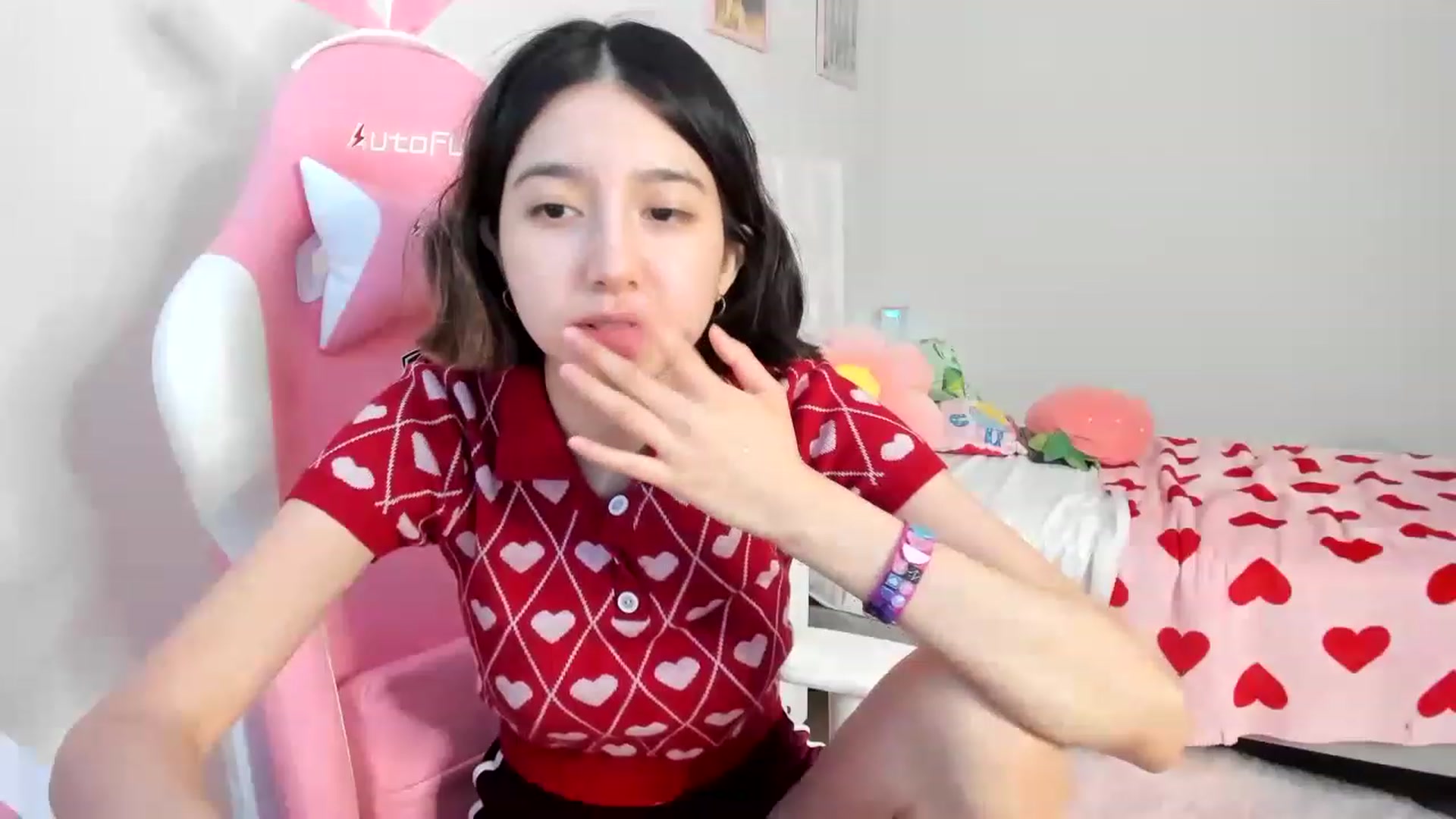 Gallery image thumbnail from Cherrycute666's myfreecams stream on, 03/24/2023, 13:46 image 6 of 20
