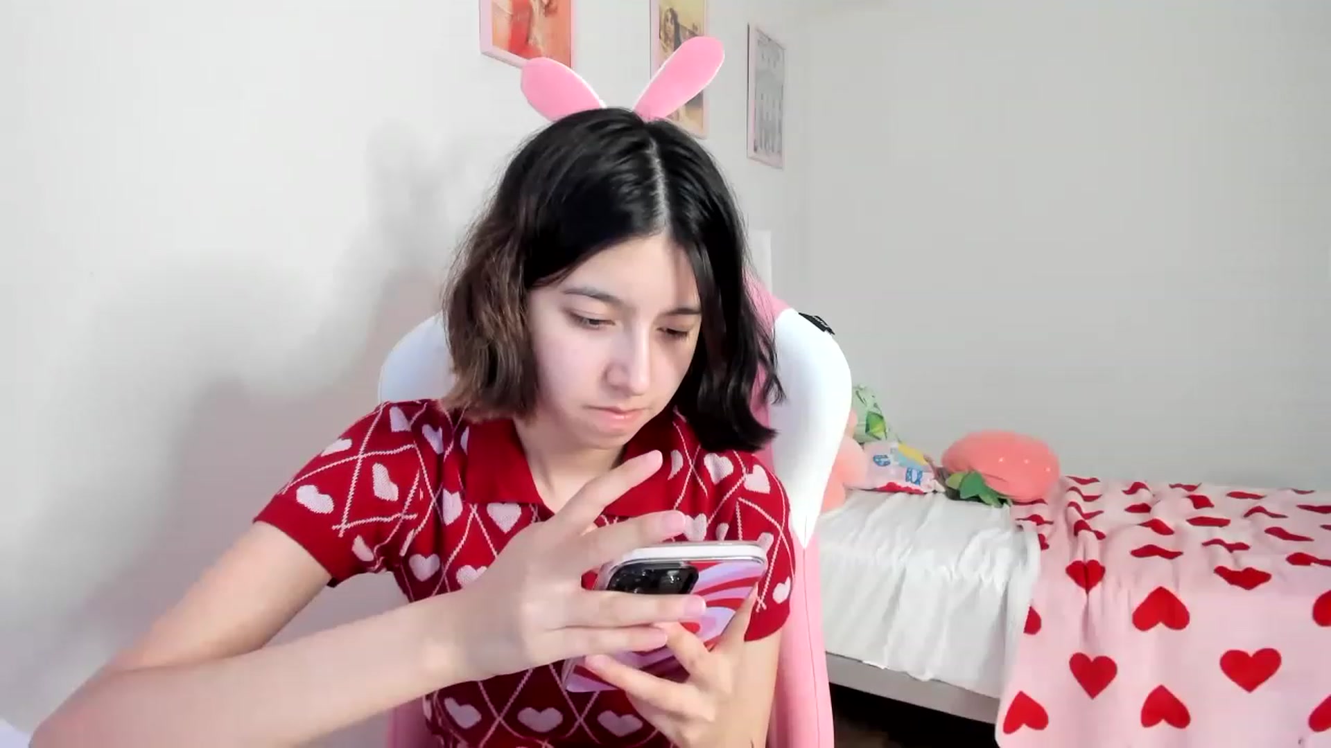 Gallery image thumbnail from Cherrycute666's myfreecams stream on, 03/24/2023, 13:46 image 3 of 20