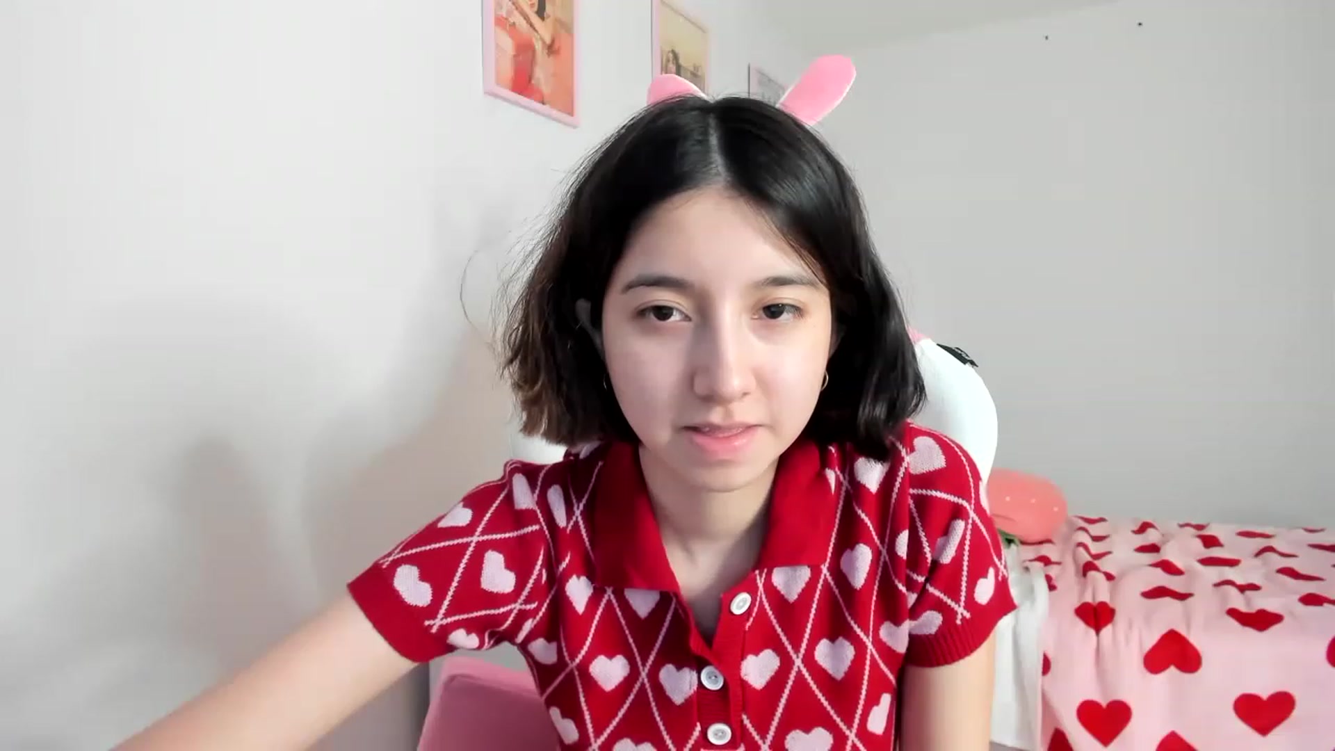 Gallery image thumbnail from Cherrycute666's myfreecams stream on, 03/24/2023, 13:46 image 17 of 20