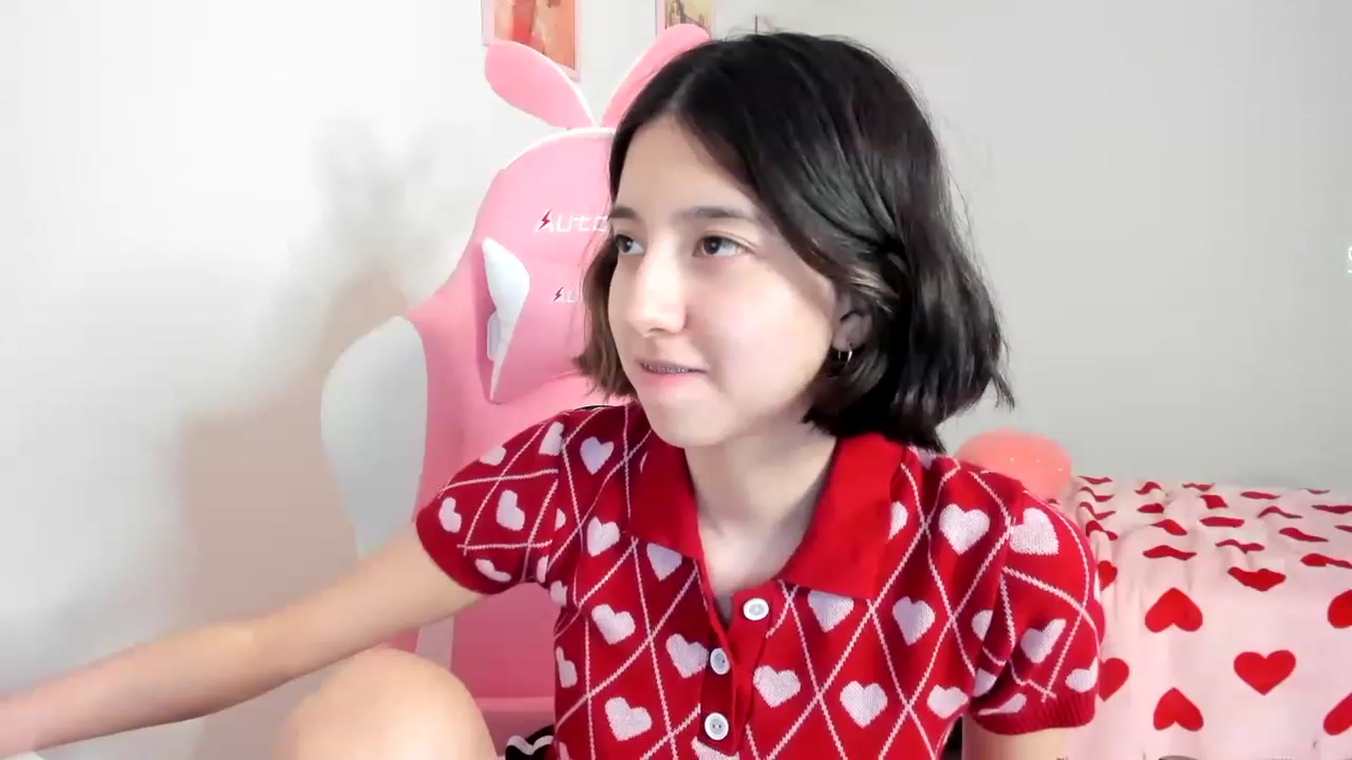 Gallery image thumbnail from Cherrycute666's myfreecams stream on, 03/24/2023, 13:46 image 9 of 20