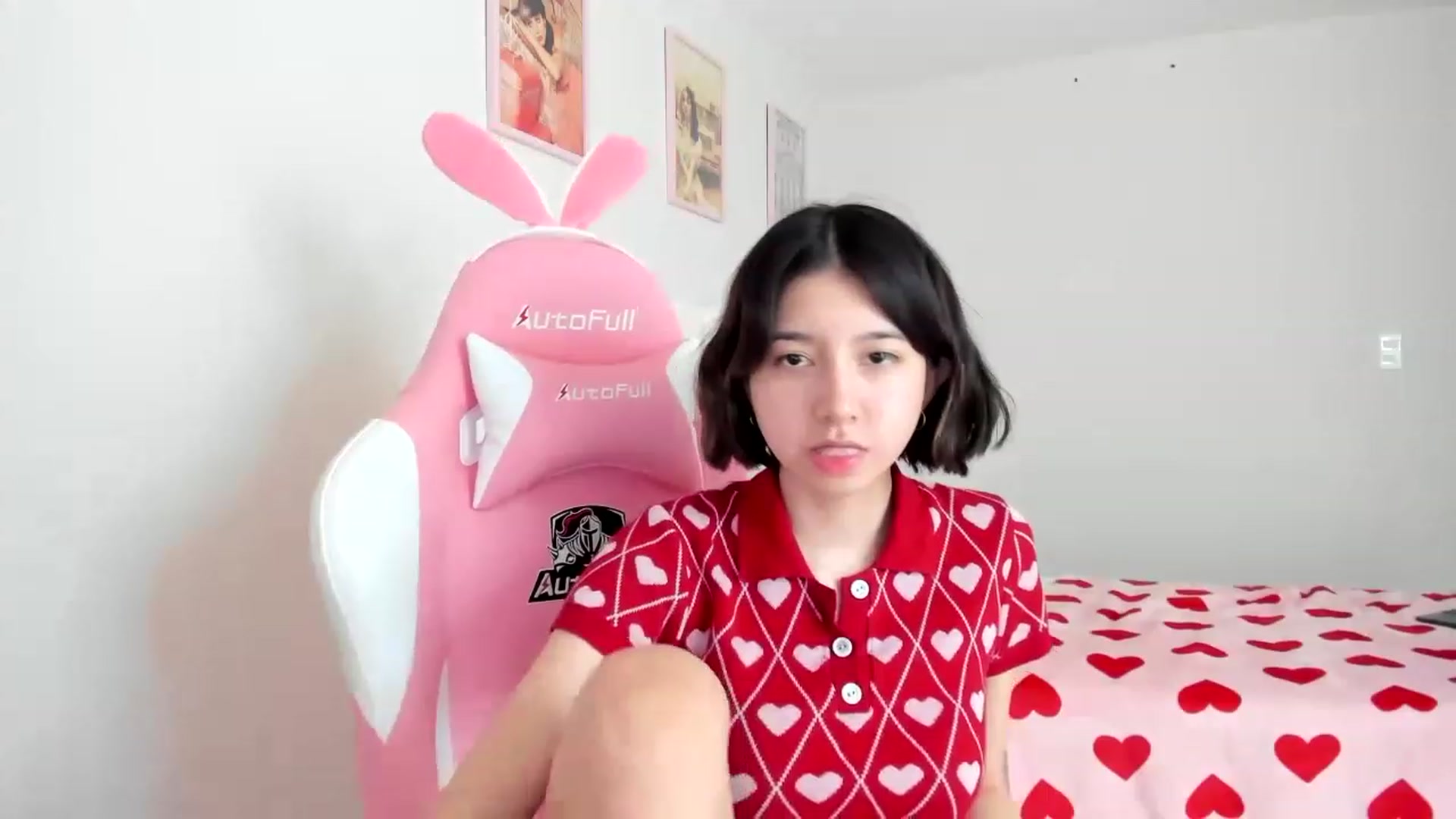Gallery image thumbnail from Cherrycute666's myfreecams stream on, 03/24/2023, 22:35 image 9 of 20