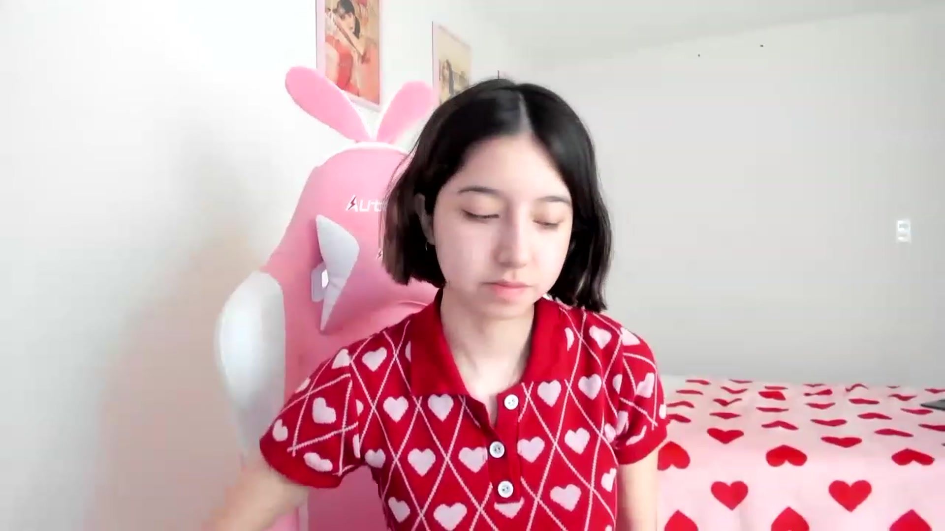 Gallery image thumbnail from Cherrycute666's myfreecams stream on, 03/24/2023, 22:35 image 3 of 20