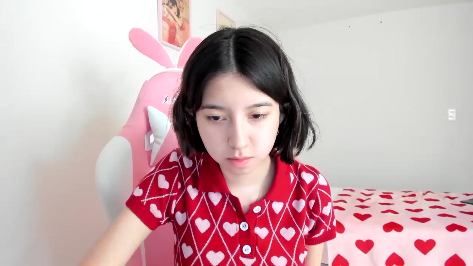 Gallery image thumbnail from Cherrycute666's myfreecams stream on, 03/24/2023, 22:35 image 6 of 20