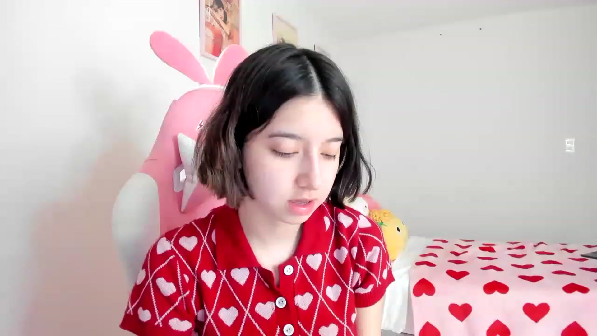 Gallery image thumbnail from Cherrycute666's myfreecams stream on, 03/24/2023, 22:35 image 5 of 20