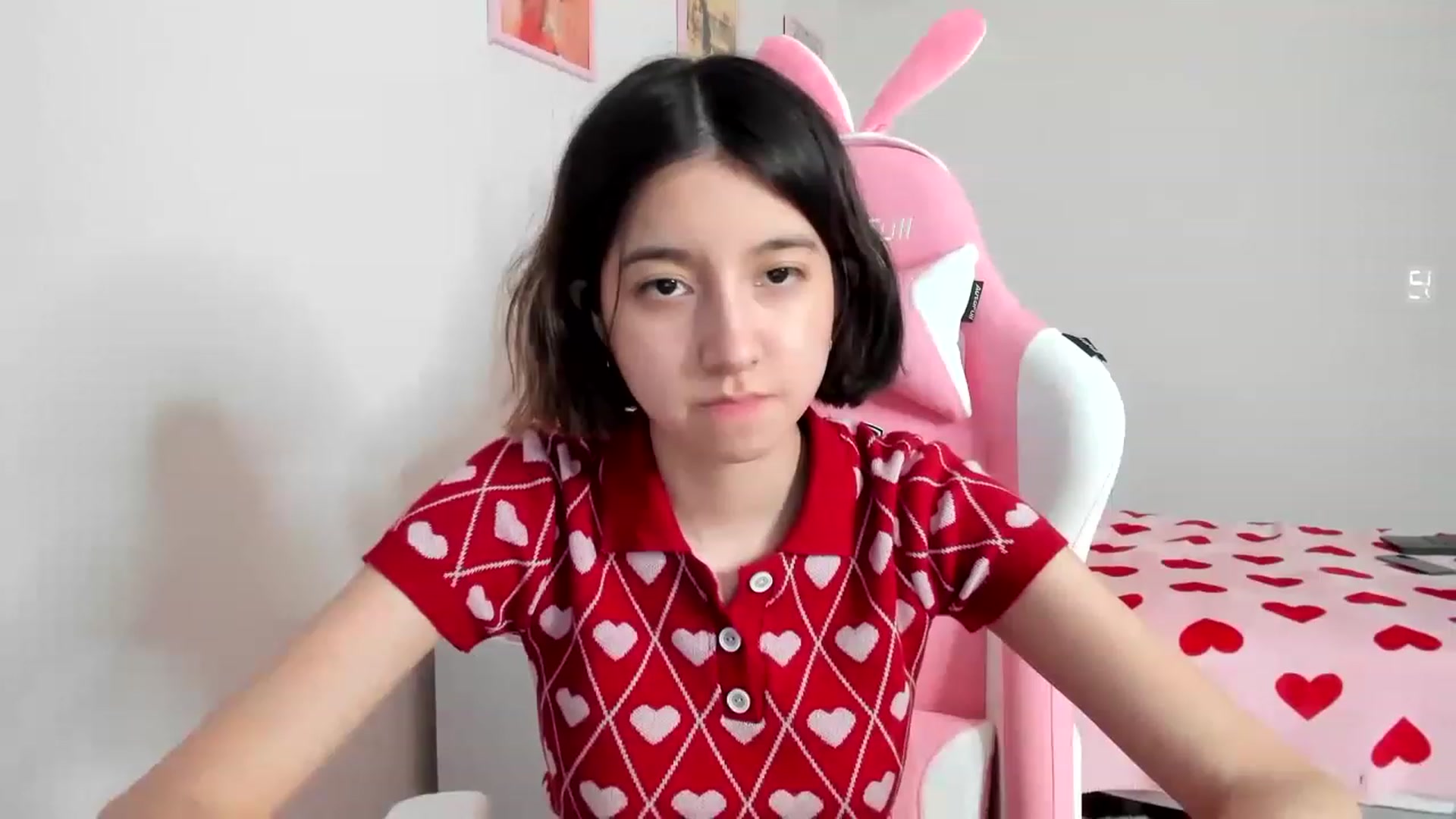 Gallery image thumbnail from Cherrycute666's myfreecams stream on, 03/25/2023, 07:33 image 11 of 20