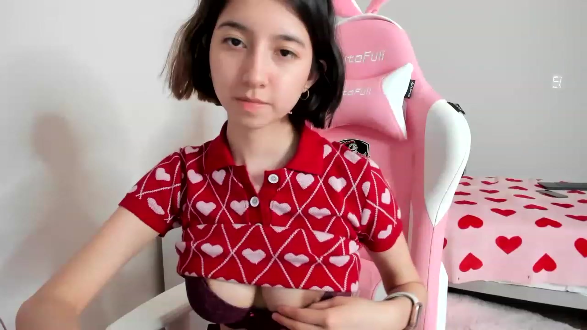 Gallery image thumbnail from Cherrycute666's myfreecams stream on, 03/25/2023, 09:01 image 9 of 20