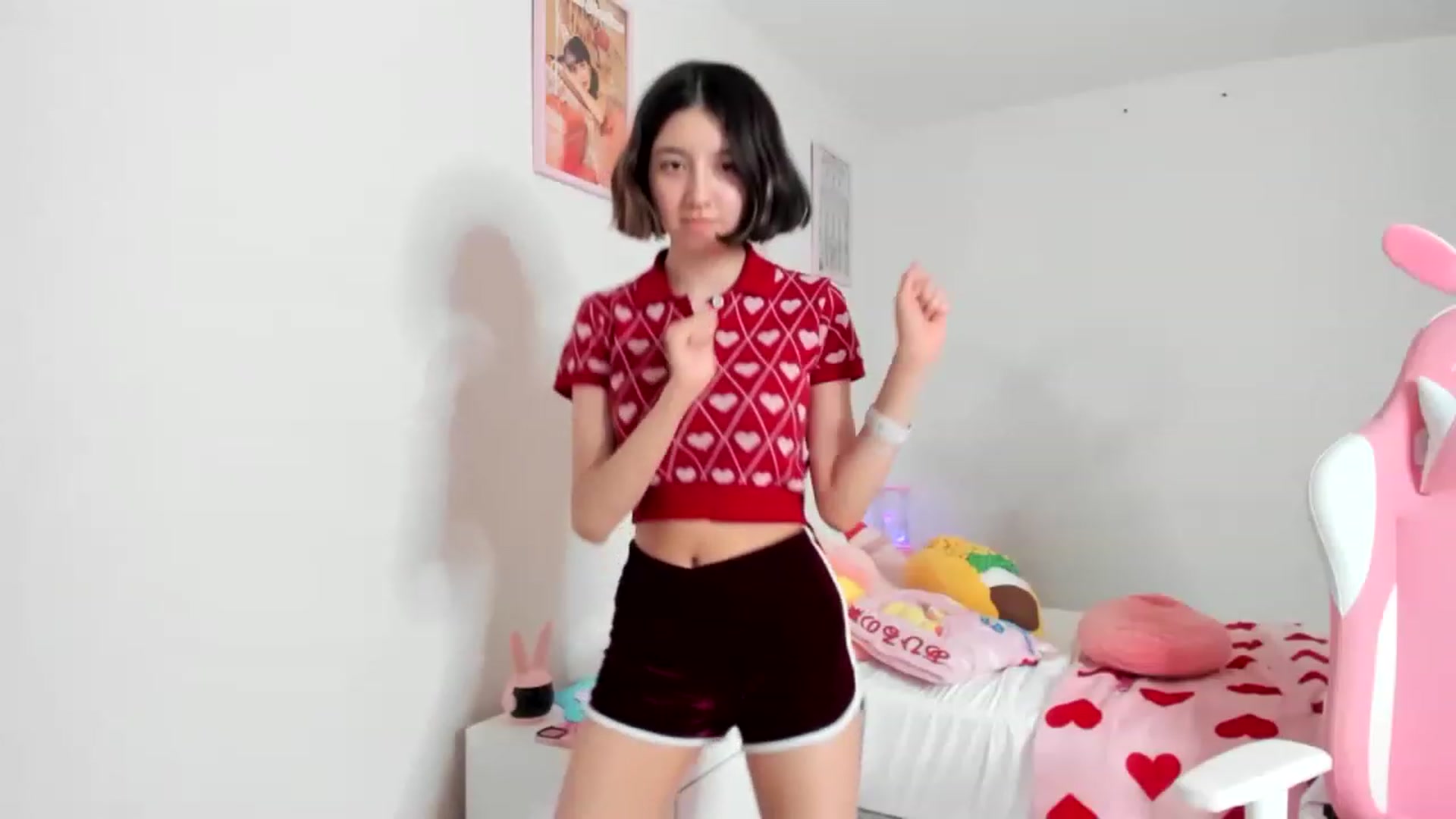 Gallery image thumbnail from Cherrycute666's myfreecams stream on, 03/25/2023, 12:45 image 15 of 20