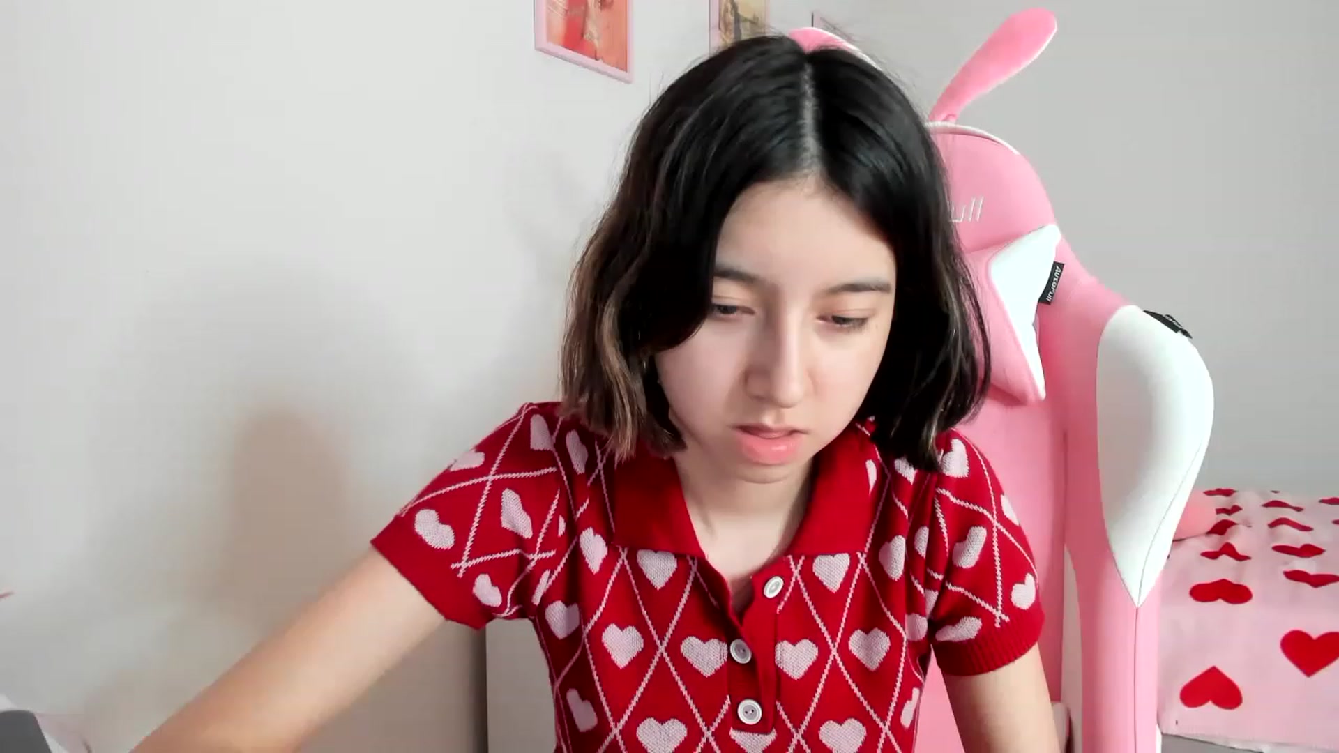 Gallery image thumbnail from Cherrycute666's myfreecams stream on, 03/25/2023, 15:50 image 1 of 20