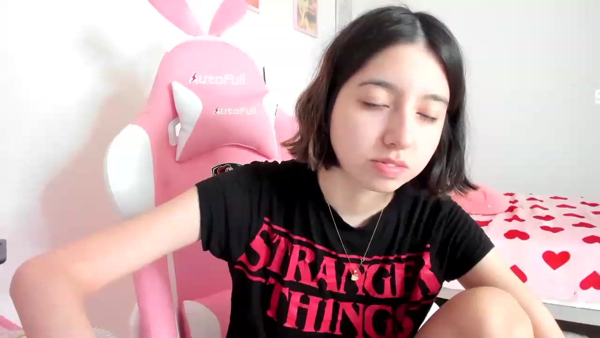 Gallery image thumbnail from Cherrycute666's myfreecams stream on, 03/25/2023, 16:38 image 12 of 20