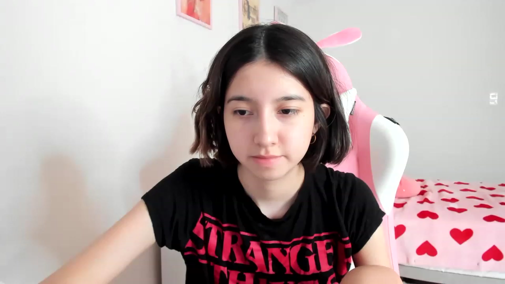 Gallery image thumbnail from Cherrycute666's myfreecams stream on, 03/25/2023, 17:51 image 18 of 20