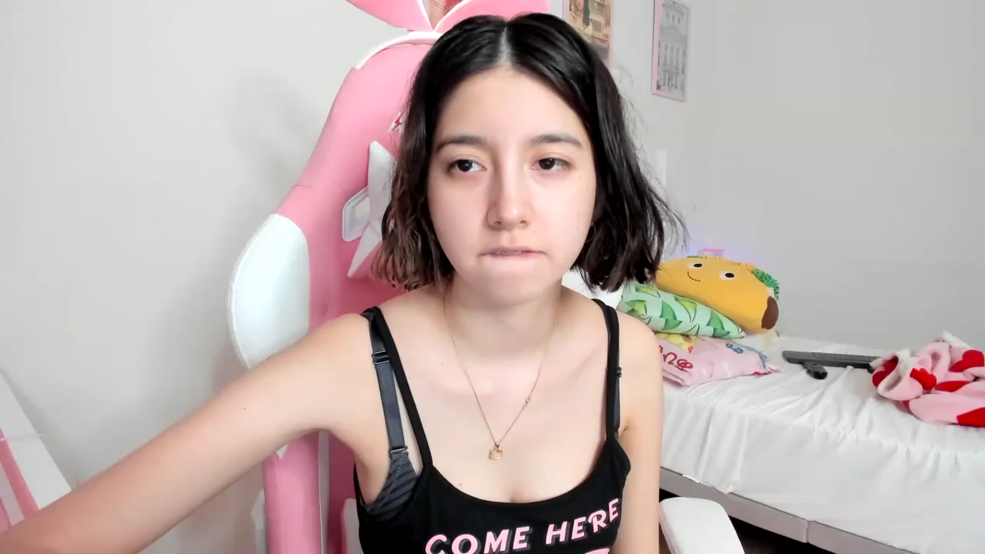 Gallery image thumbnail from Cherrycute666's myfreecams stream on, 03/26/2023, 09:54 image 20 of 20