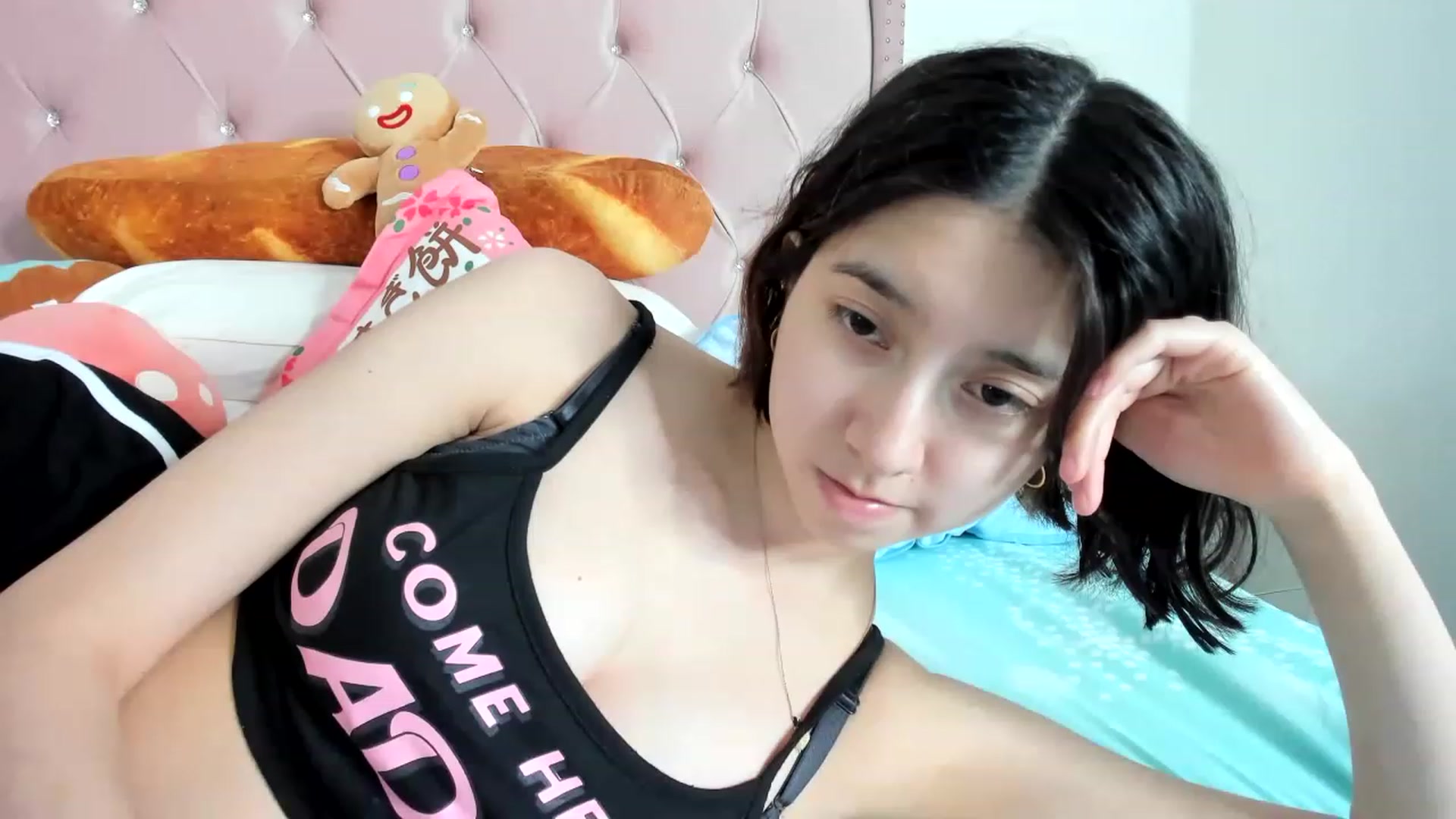 Gallery image thumbnail from Cherrycute666's myfreecams stream on, 03/26/2023, 09:54 image 11 of 20