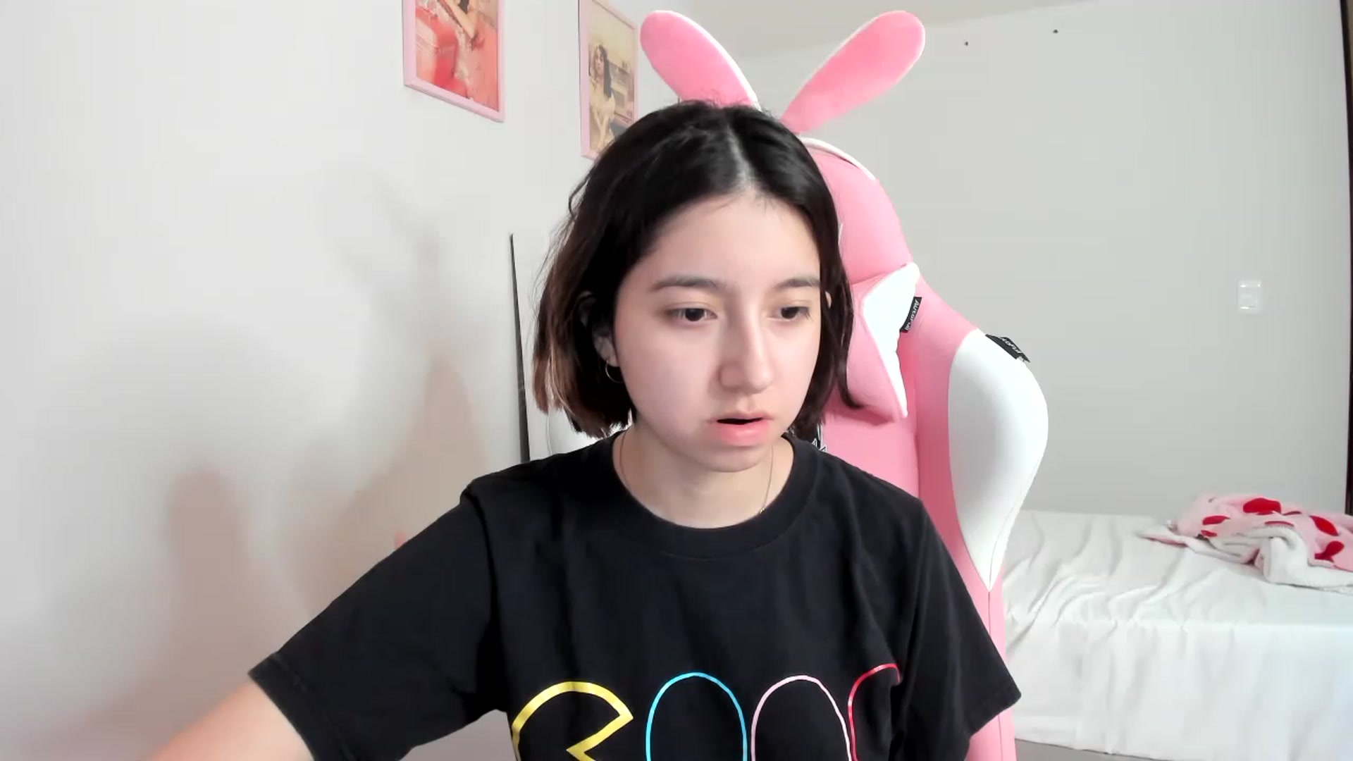 Gallery image thumbnail from Cherrycute666's myfreecams stream on, 03/27/2023, 07:51 image 20 of 20