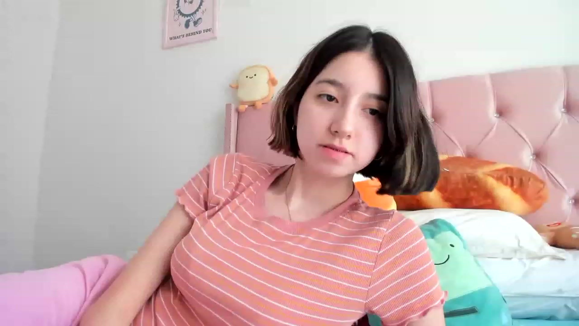 Gallery image thumbnail from Cherrycute666's myfreecams stream on, 03/27/2023, 23:19 image 18 of 20