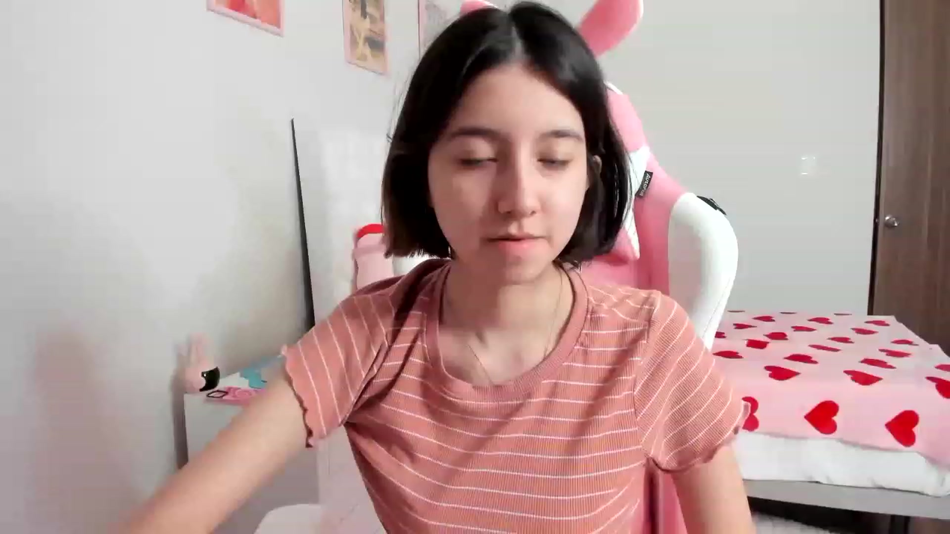 Gallery image thumbnail from Cherrycute666's myfreecams stream on, 03/28/2023, 05:16 image 3 of 20