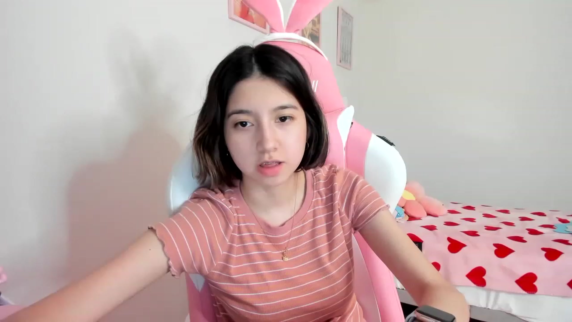 Gallery image thumbnail from Cherrycute666's myfreecams stream on, 03/28/2023, 07:45 image 19 of 20