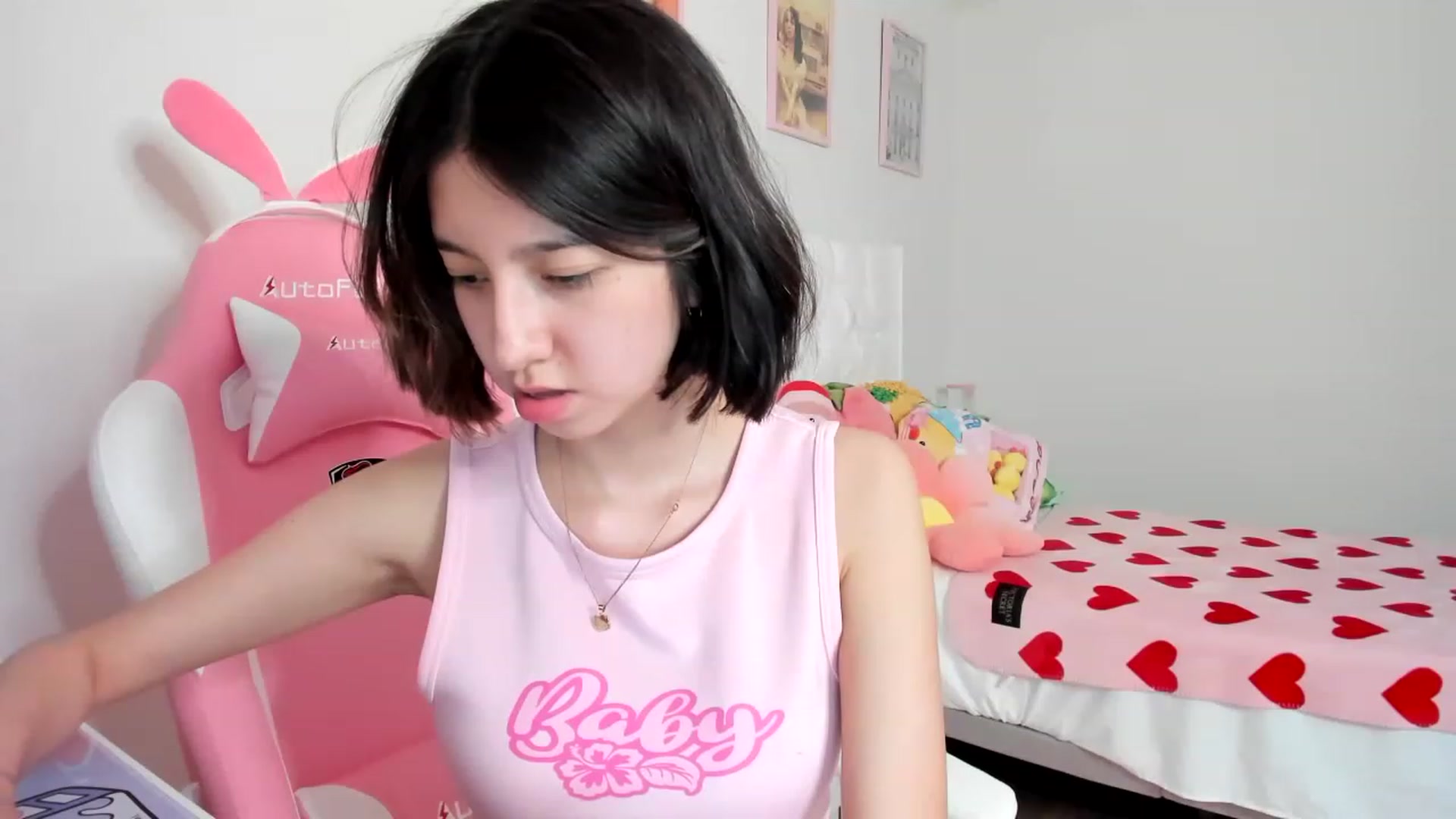Gallery image thumbnail from Cherrycute666's myfreecams stream on, 03/29/2023, 03:11 image 9 of 20