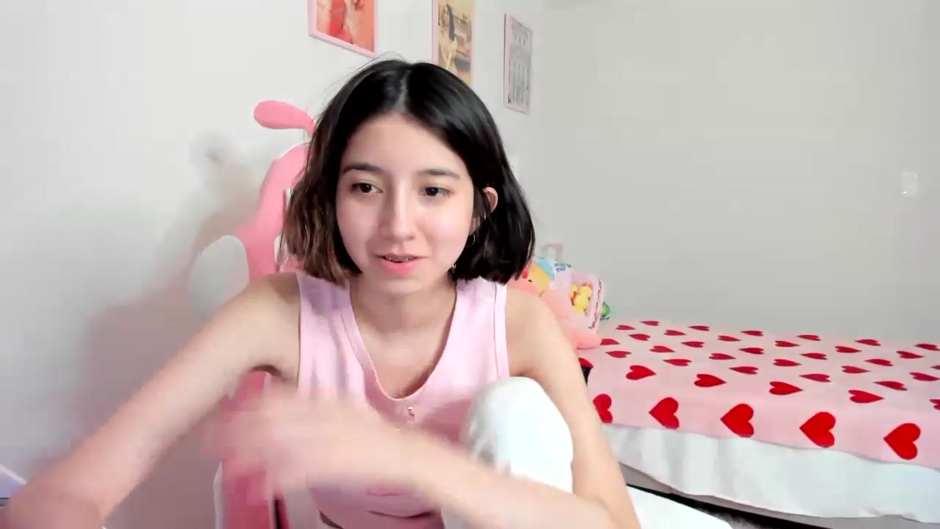 Gallery image thumbnail from Cherrycute666's myfreecams stream on, 03/29/2023, 05:42 image 16 of 20