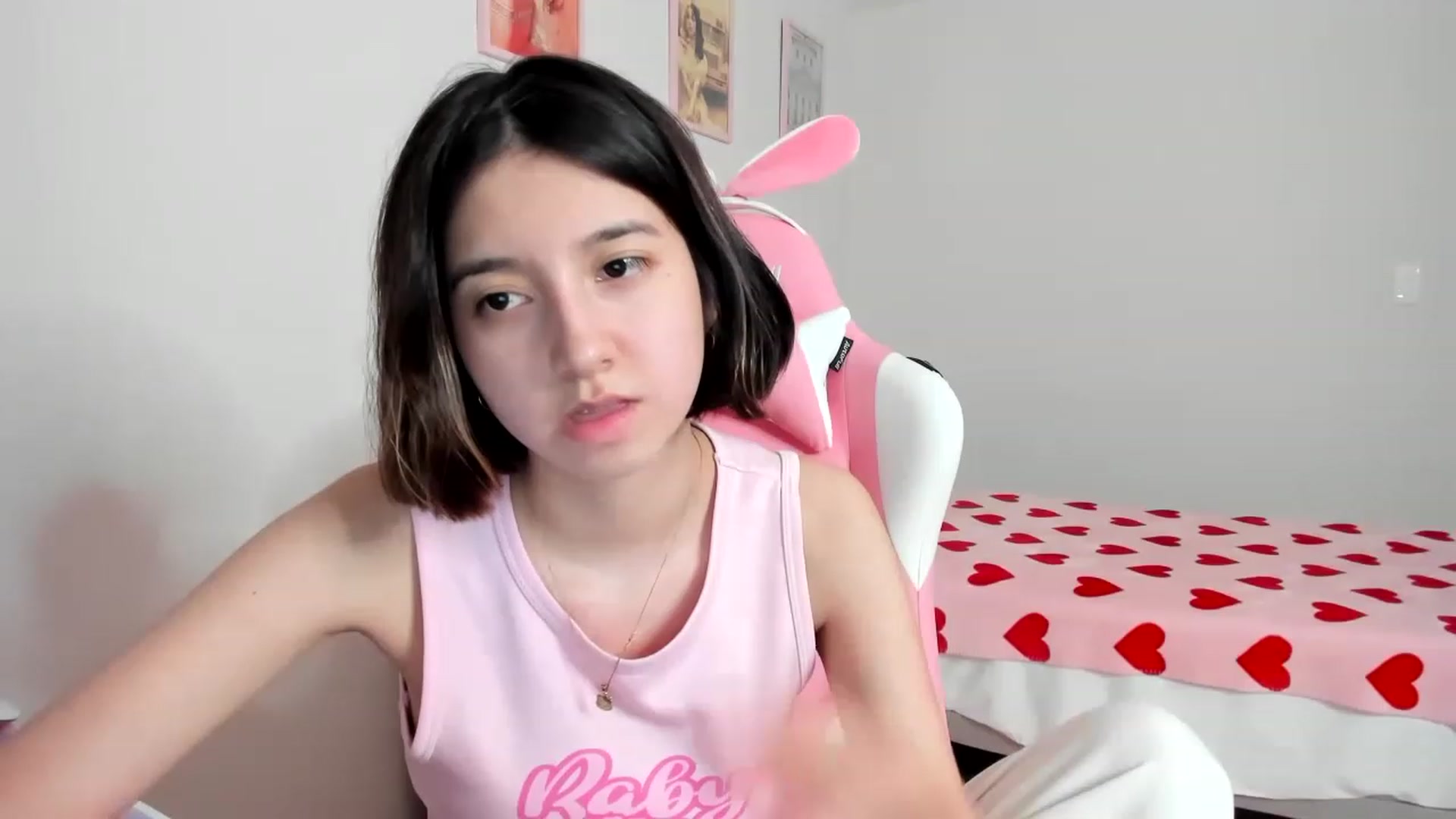 Gallery image thumbnail from Cherrycute666's myfreecams stream on, 03/29/2023, 05:42 image 12 of 20