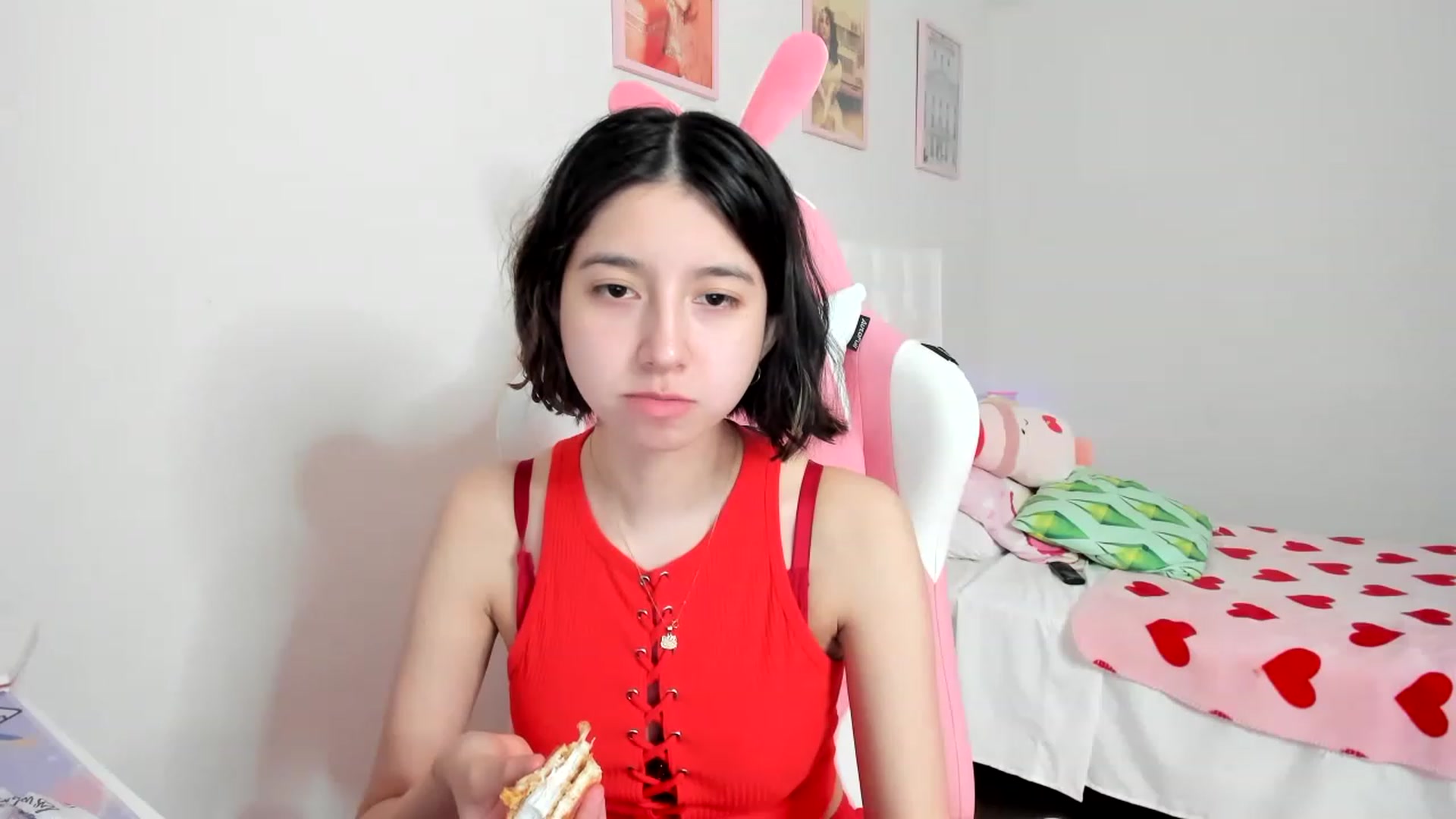 Gallery image thumbnail from Cherrycute666's myfreecams stream on, 03/30/2023, 09:19 image 17 of 20