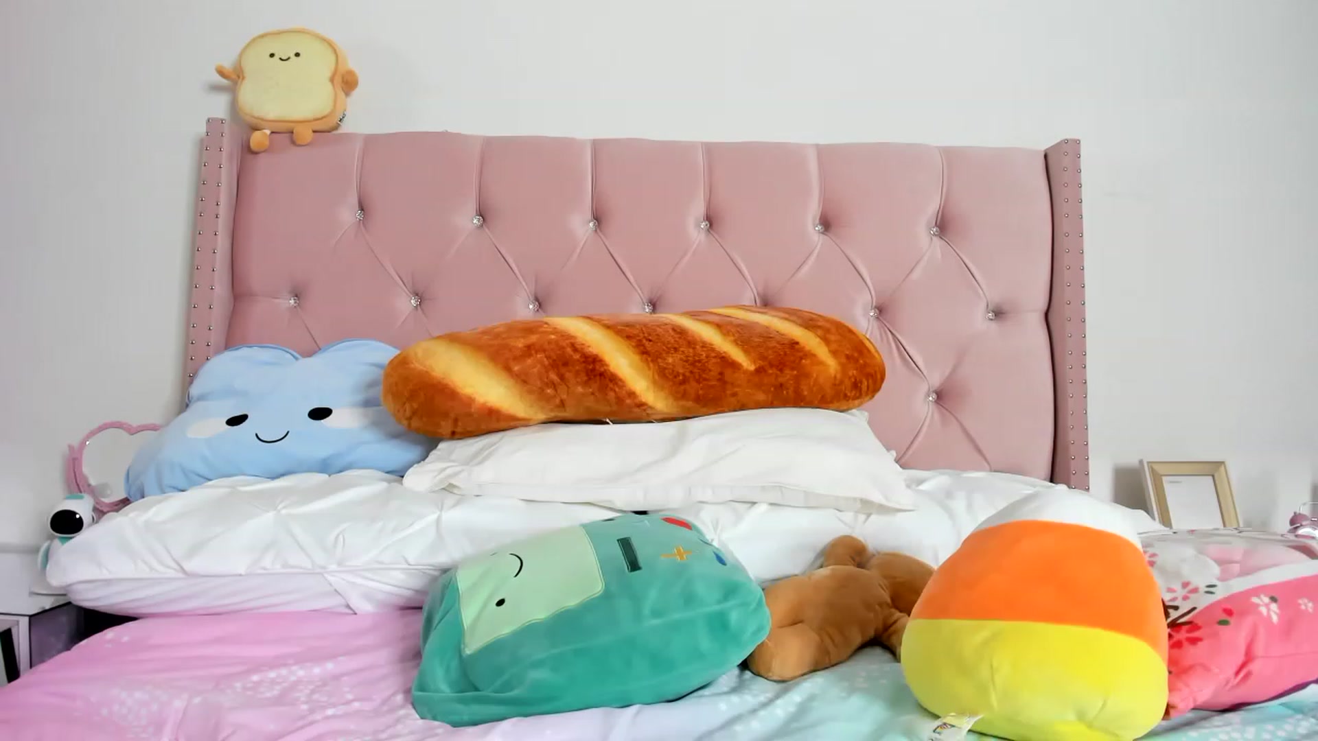 Gallery image thumbnail from Cherrycute666's myfreecams stream on, 03/31/2023, 08:46 image 4 of 20
