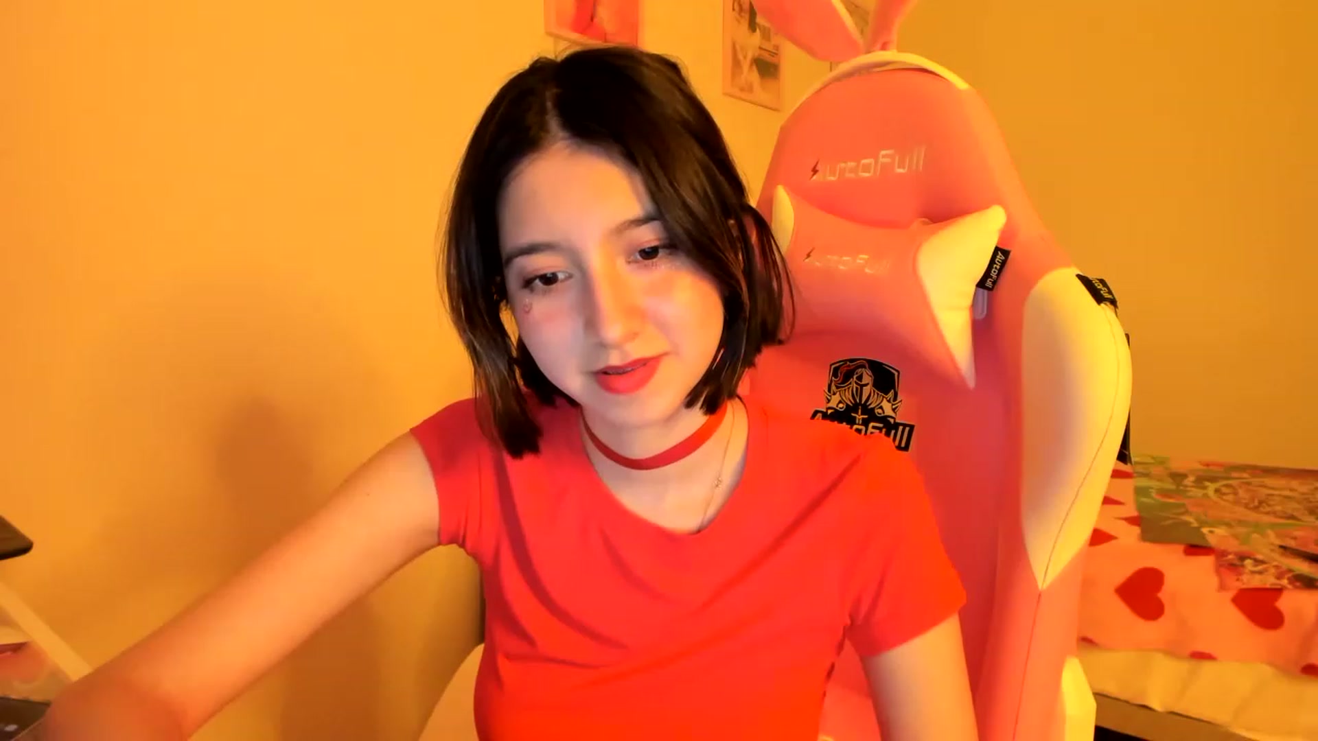Gallery image thumbnail from Cherrycute666's myfreecams stream on, 04/01/2023, 03:53 image 18 of 20