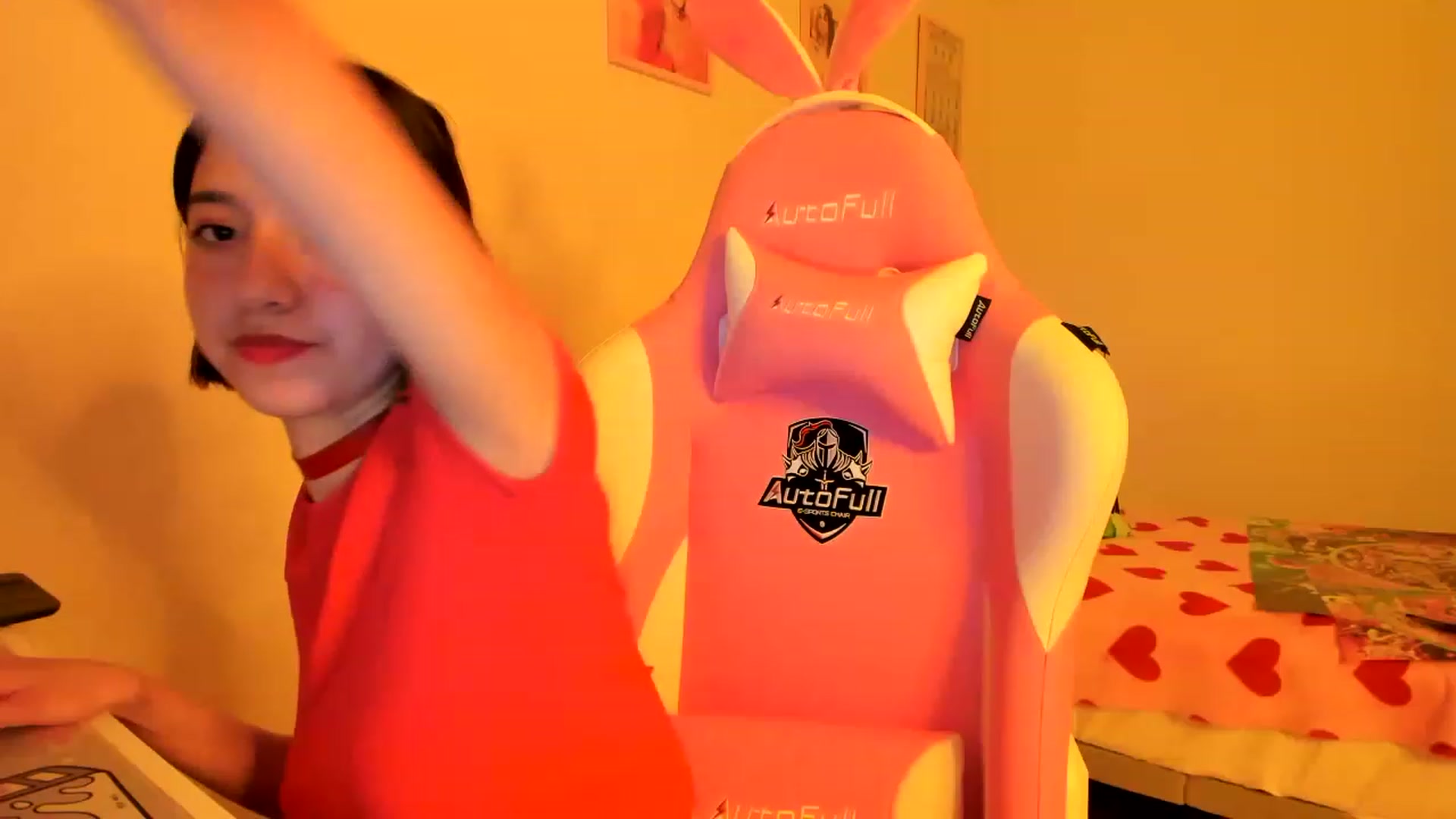 Gallery image thumbnail from Cherrycute666's myfreecams stream on, 04/01/2023, 03:53 image 19 of 20