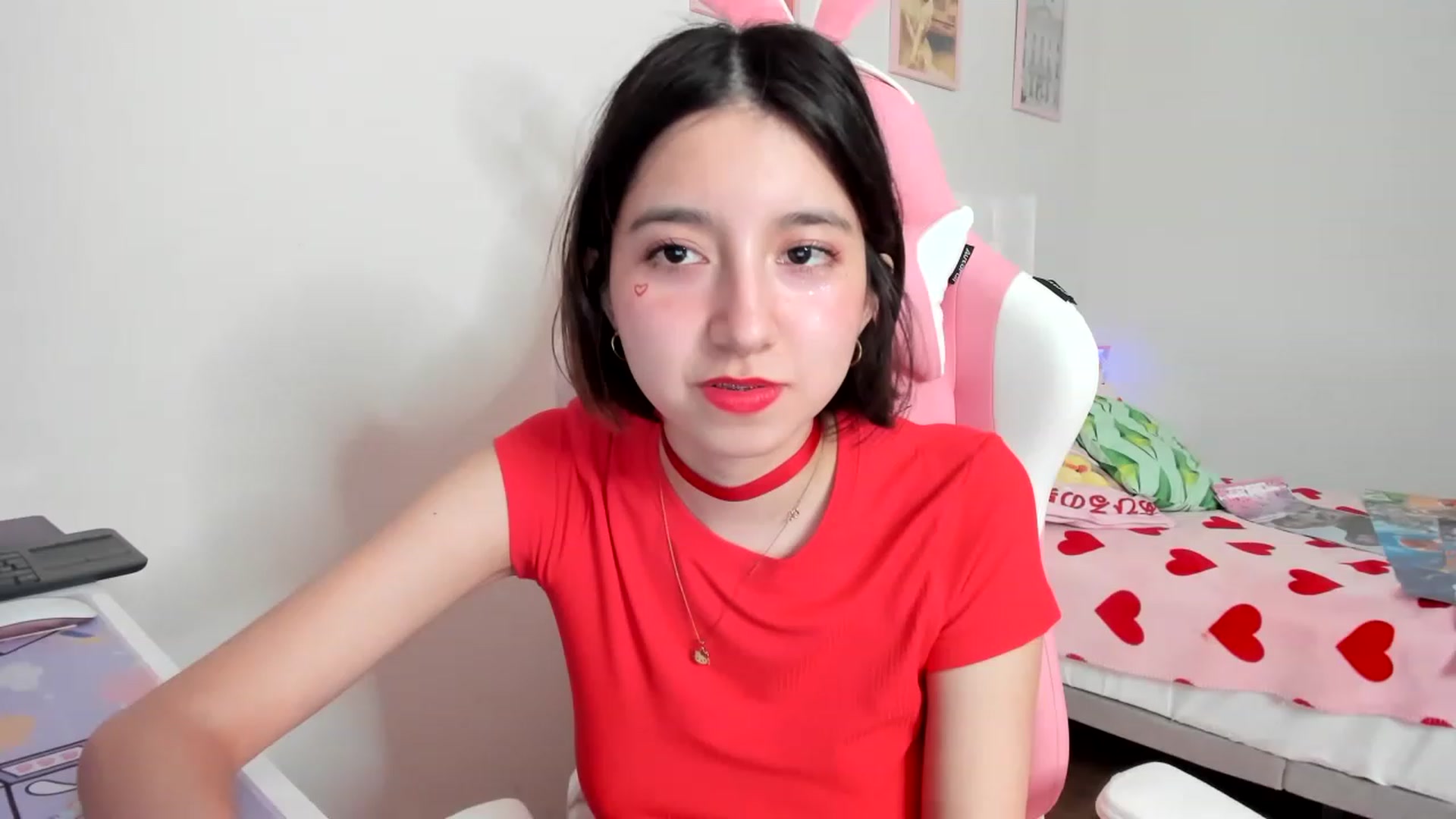 Gallery image thumbnail from Cherrycute666's myfreecams stream on, 04/01/2023, 03:53 image 1 of 20