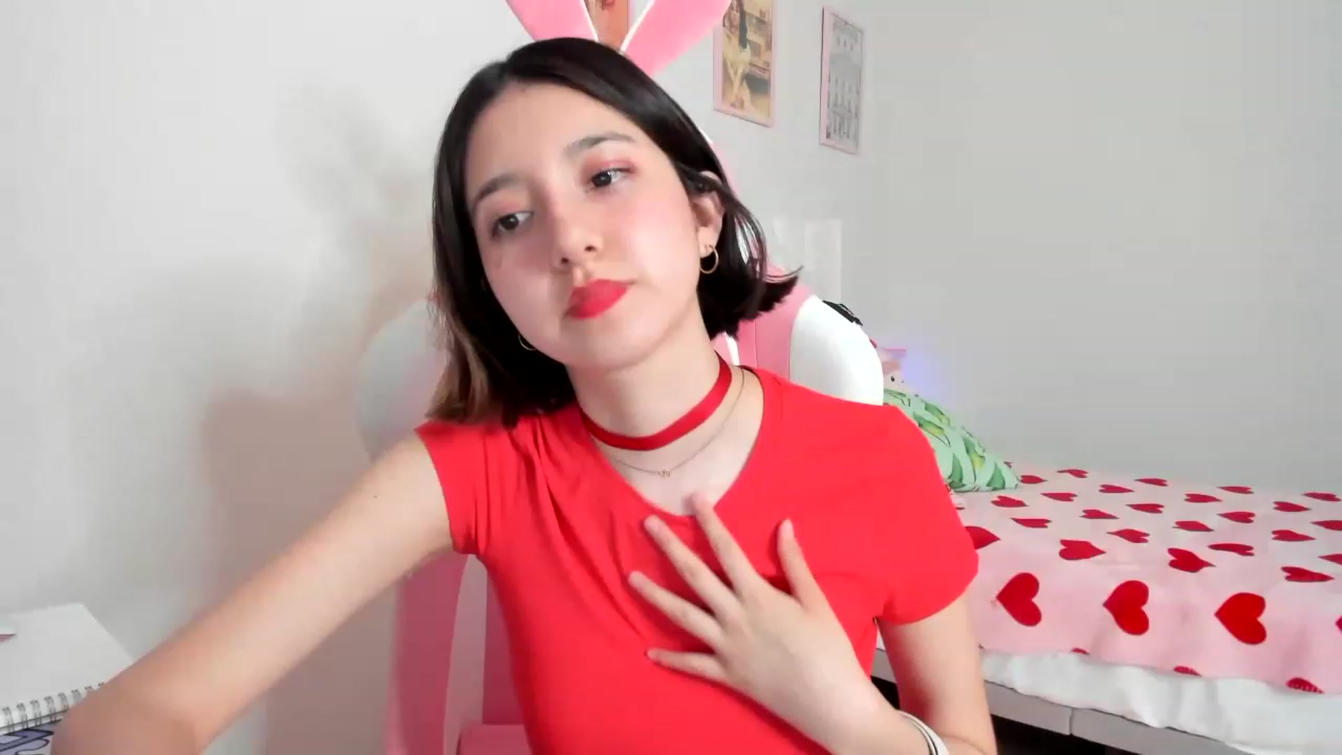 Gallery image thumbnail from Cherrycute666's myfreecams stream on, 04/01/2023, 07:42 image 11 of 20