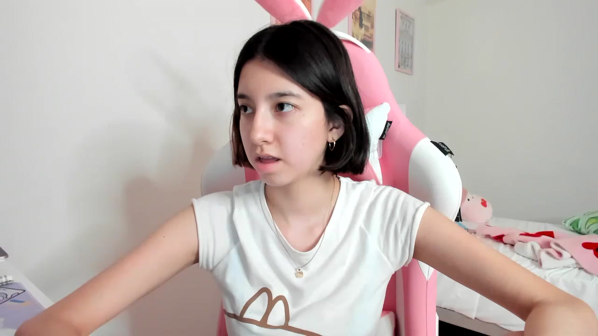 Gallery image thumbnail from Cherrycute666's myfreecams stream on, 04/02/2023, 05:42 image 20 of 20