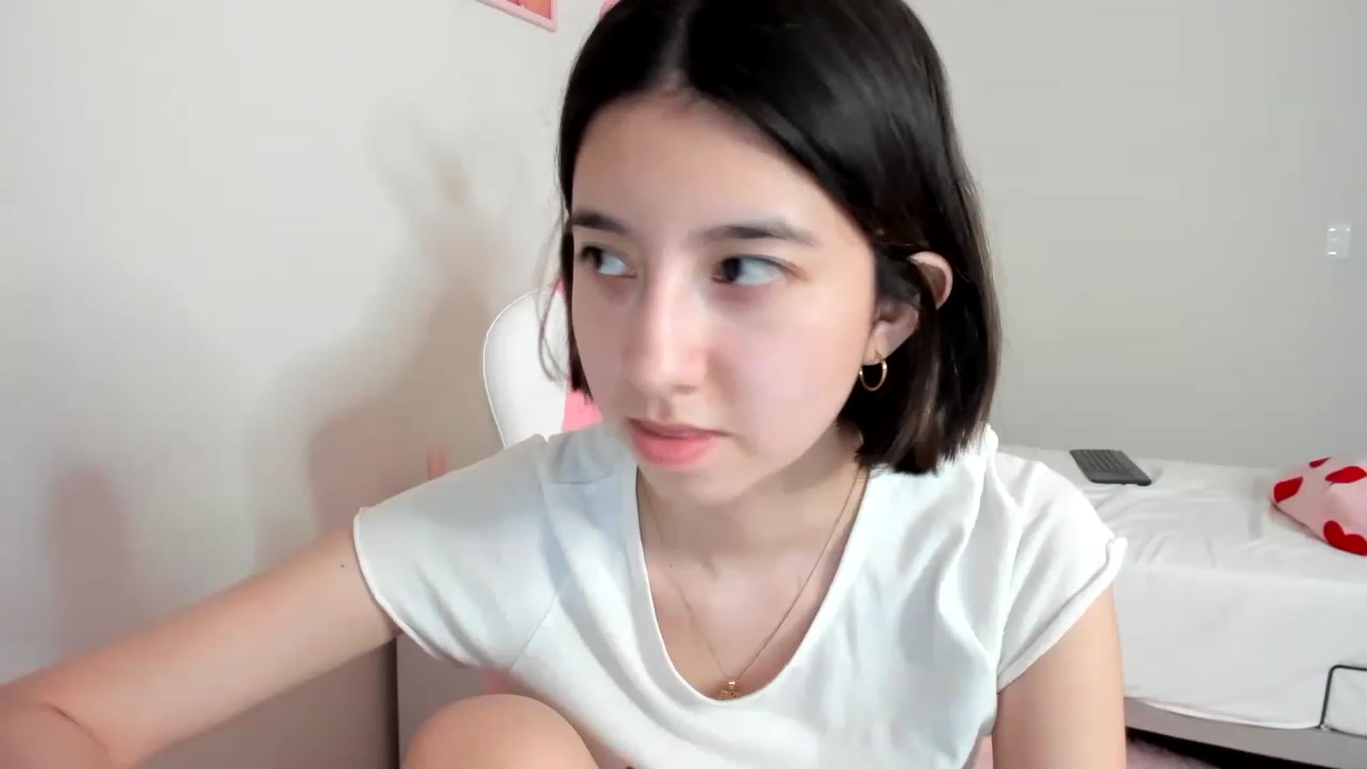 Gallery image thumbnail from Cherrycute666's myfreecams stream on, 04/02/2023, 11:37 image 13 of 20