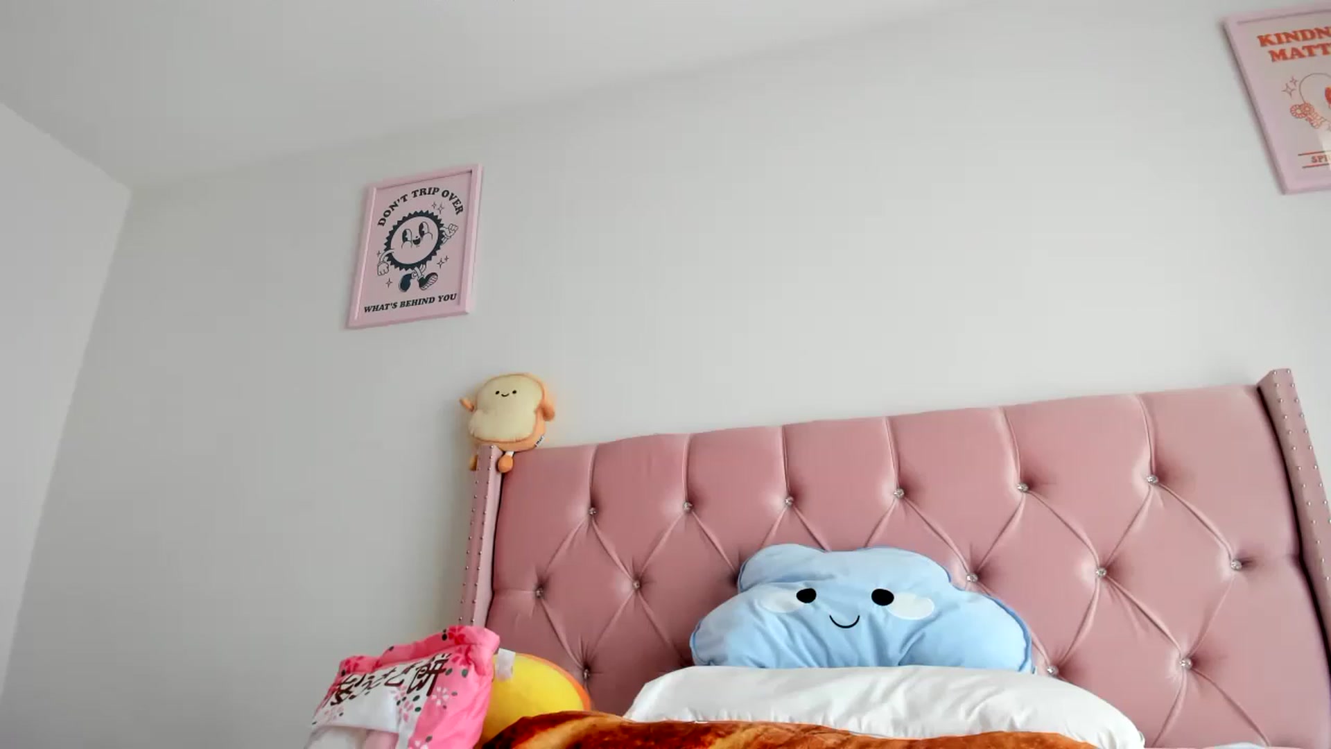Gallery image thumbnail from Cherrycute666's myfreecams stream on, 04/02/2023, 15:25 image 16 of 20