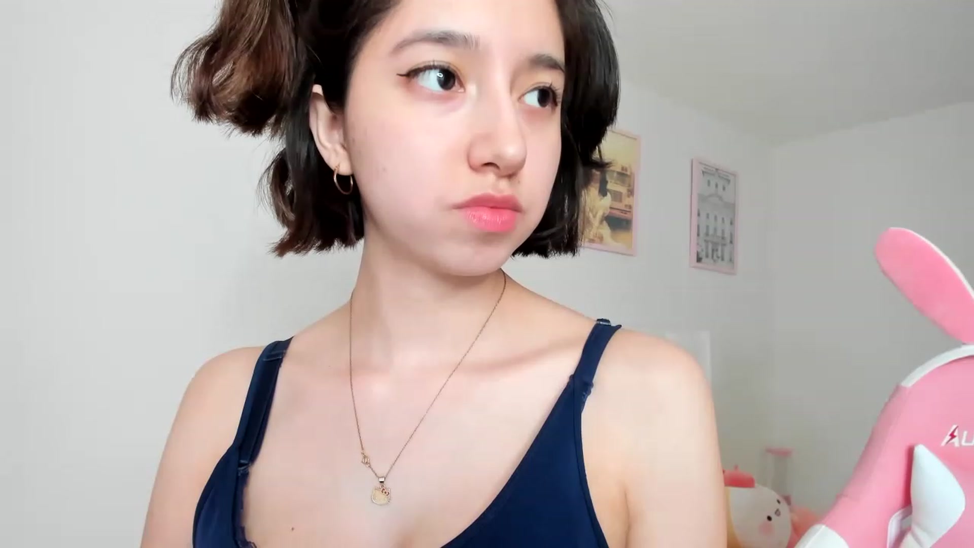 Gallery image thumbnail from Cherrycute666's myfreecams stream on, 04/03/2023, 01:20 image 6 of 20