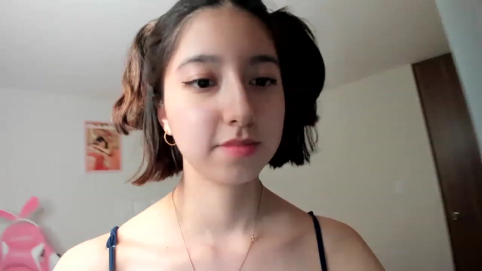Gallery image thumbnail from Cherrycute666's myfreecams stream on, 04/03/2023, 03:11 image 15 of 20