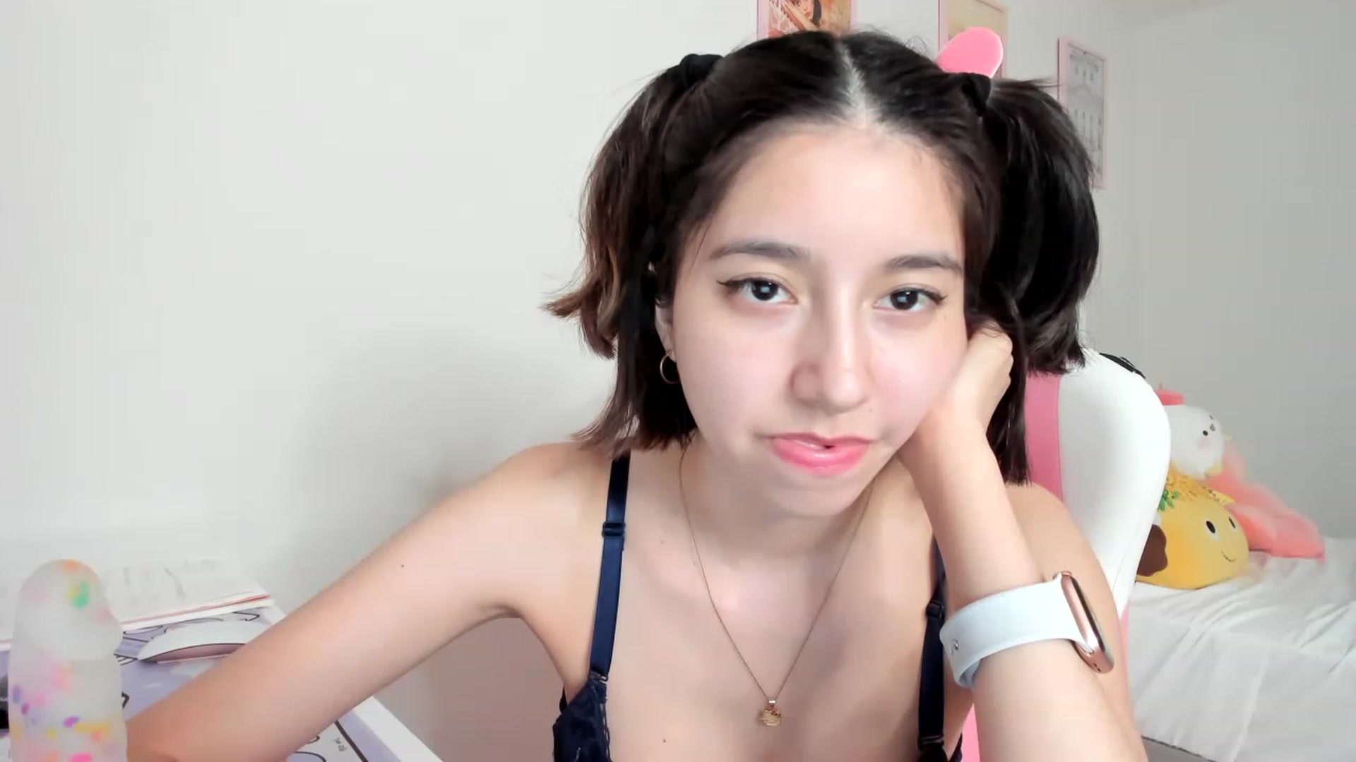 Gallery image thumbnail from Cherrycute666's myfreecams stream on, 04/03/2023, 05:59 image 16 of 20