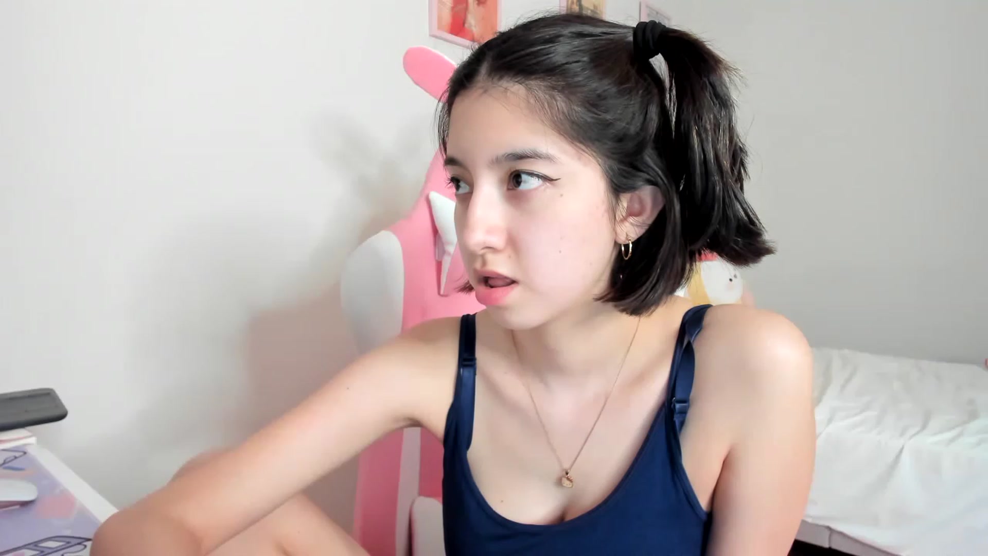 Gallery image thumbnail from Cherrycute666's myfreecams stream on, 04/03/2023, 08:50 image 11 of 20
