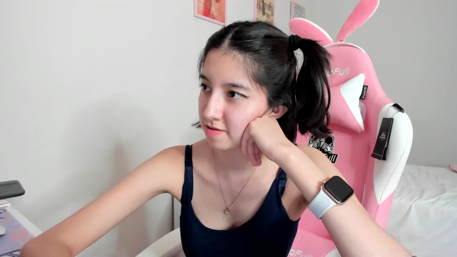 Gallery image thumbnail from Cherrycute666's myfreecams stream on, 04/03/2023, 08:50 image 9 of 20