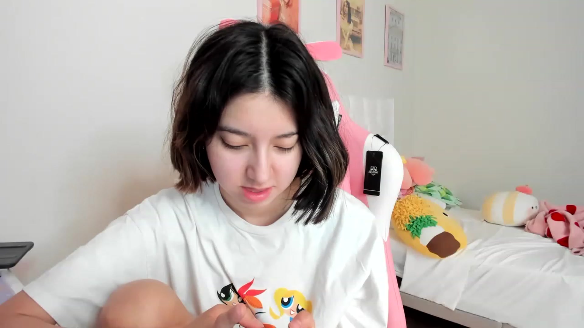 Gallery image thumbnail from Cherrycute666's myfreecams stream on, 04/03/2023, 14:05 image 8 of 20