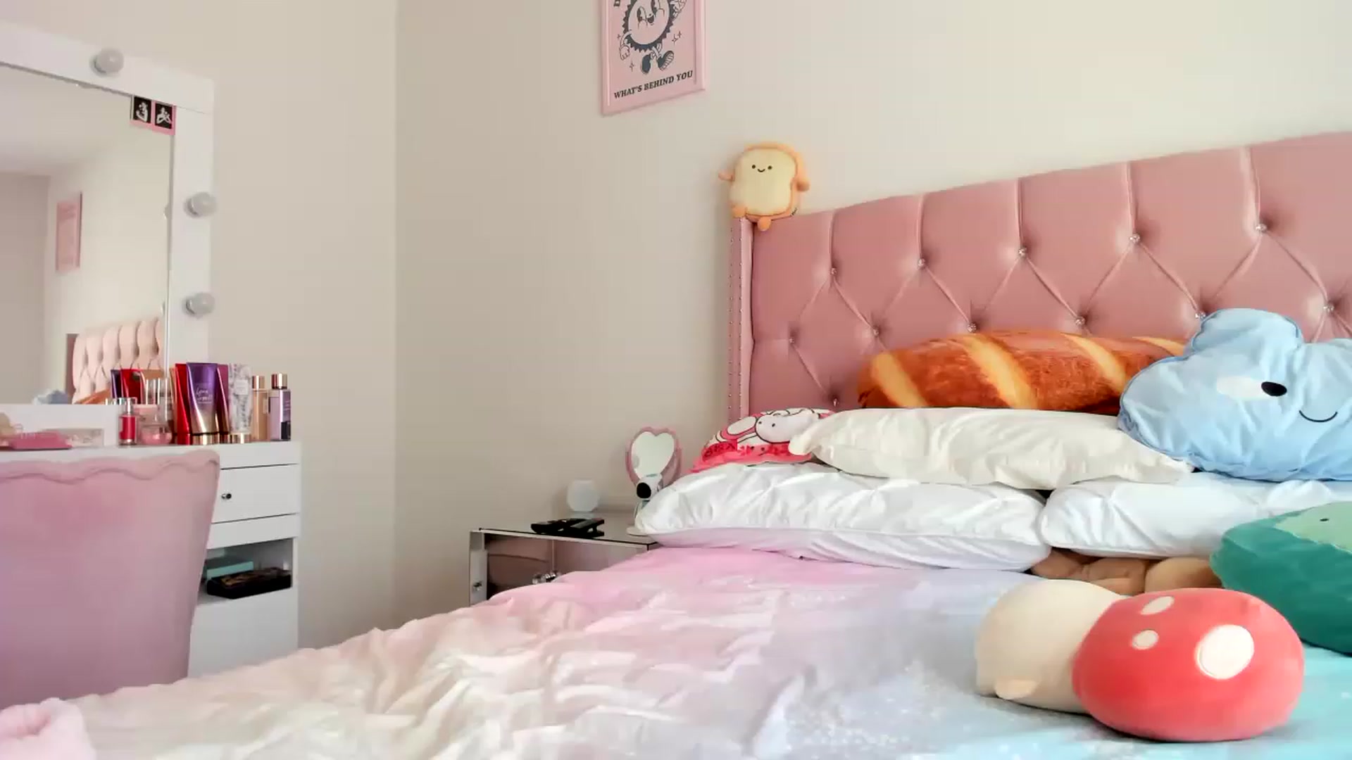 Gallery image thumbnail from Cherrycute666's myfreecams stream on, 04/05/2023, 20:21 image 2 of 20
