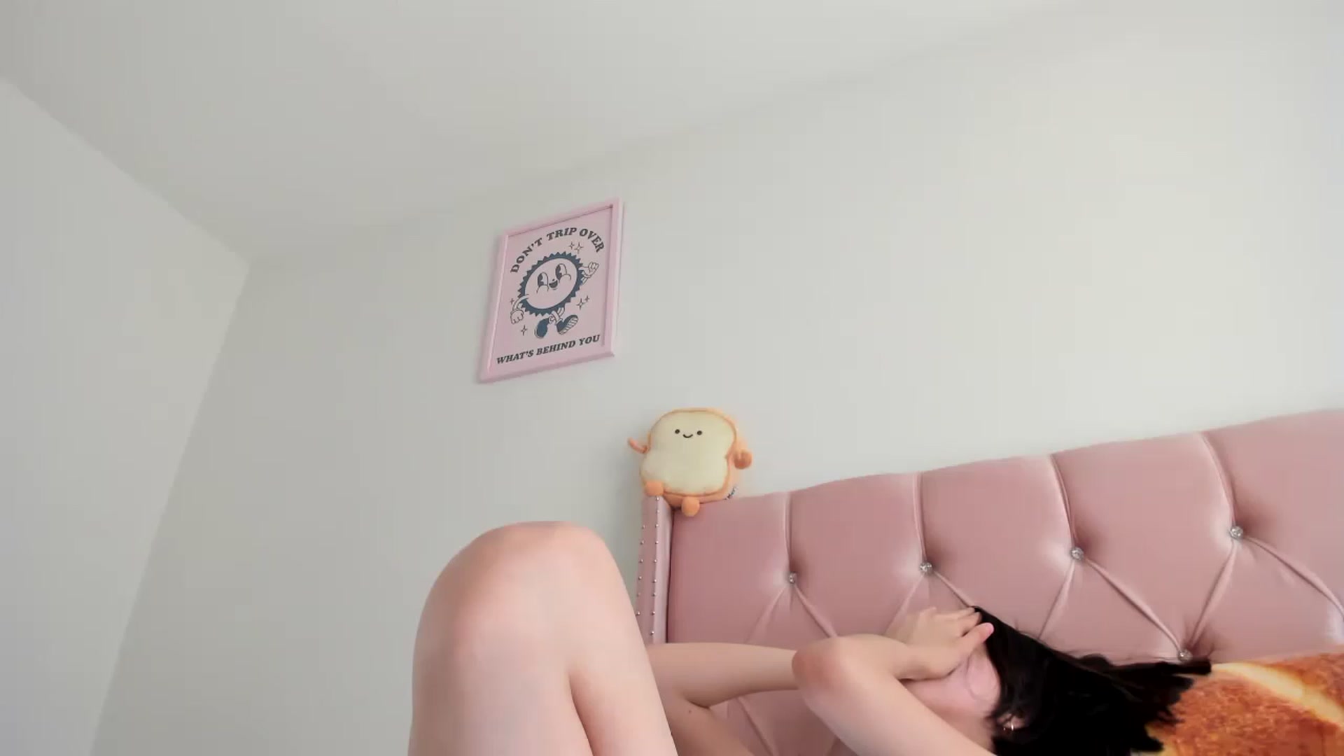 Gallery image thumbnail from Cherrycute666's myfreecams stream on, 04/06/2023, 24:24 image 19 of 20